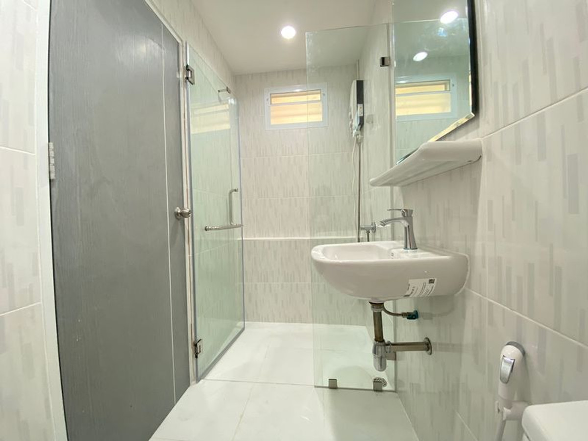 ให้เช่าบ้านพัฒนาการ ศรีนครินทร์ : ให้เช่าบ้านเดี่ยว ภัสสร เพรจทีส ลุกซ์ พัฒนาการ 44 (SA-01)