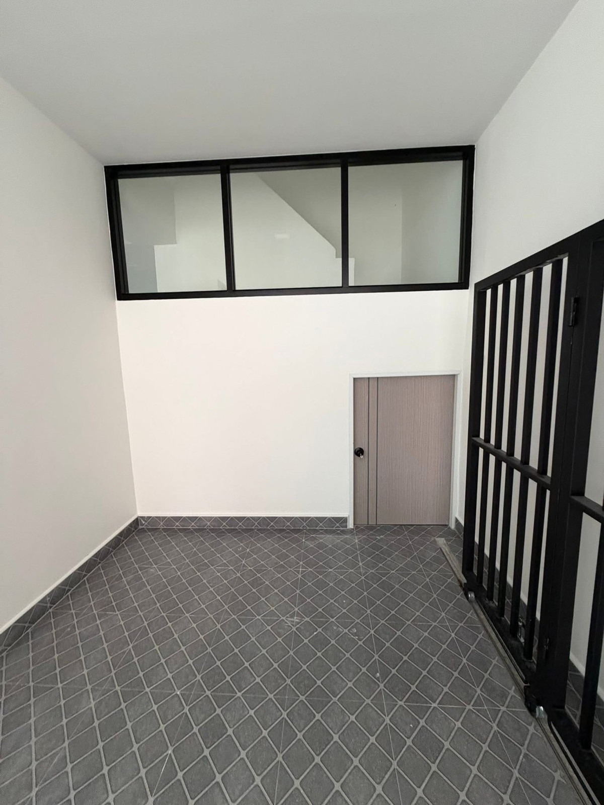 For SaleTownhomePattaya, Bangsaen, Chonburi : Townhome Thapya / 4 Bedrooms (For Sale), Townhome Thapya / 4 Bedrooms (FOR SALE) AM031