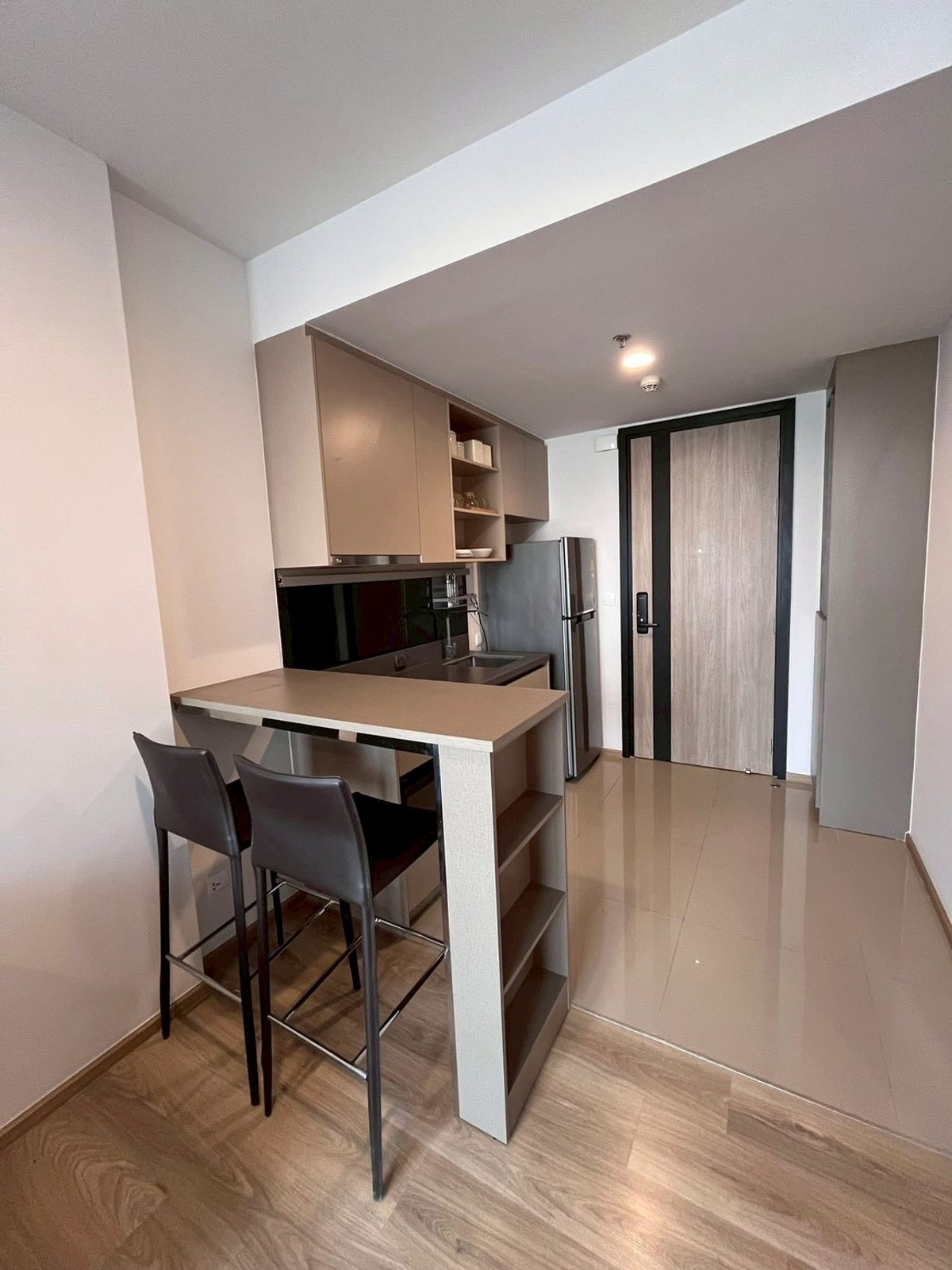 ให้เช่าคอนโดสุขุมวิท อโศก ทองหล่อ : ค่าเช่าถูกที่สุดในตึก! ✅Oka Haus Sukhumvit 36 โอกะ เฮาส์ สุขุมวิท36(BTS ทองหล่อ) 