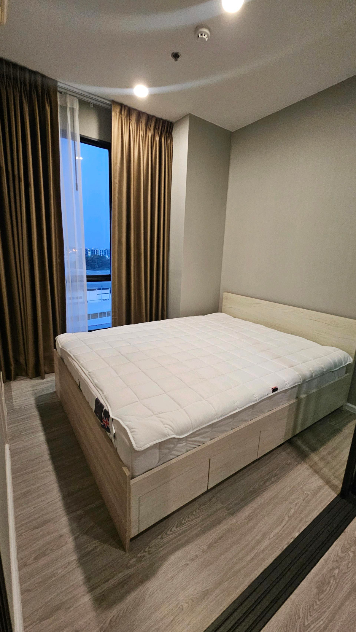 For RentCondoNawamin, Ramindra : Condo for rent JW Station Ramintra, beautiful room with electrical appliances, fully furnished.