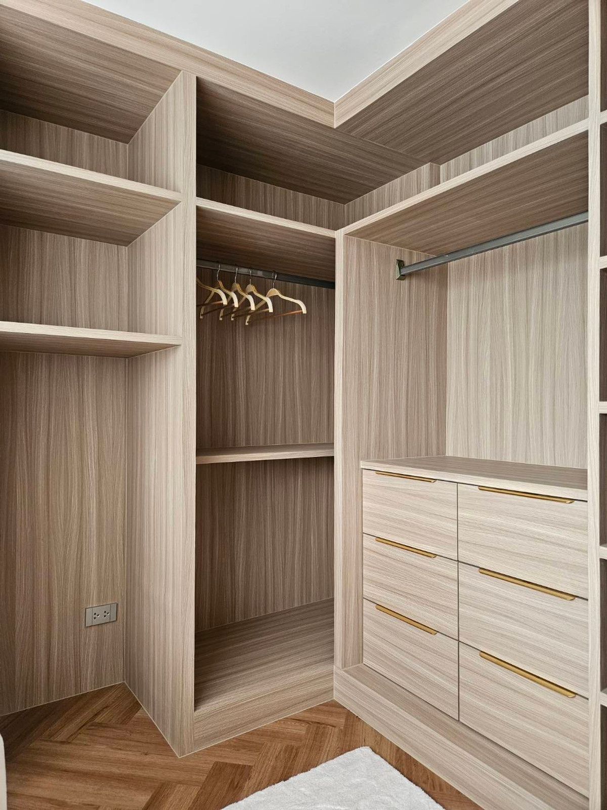 ขายบ้านลาดพร้าว101 แฮปปี้แลนด์ : บ้านเดี่ยว ลาดพร้าว 115 / 3 ห้องนอน (ขาย), Detached House Lat Phrao 115 / 3 Bedrooms (FOR SALE) BZD144