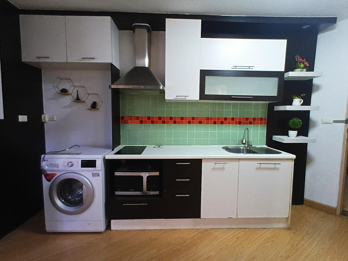 CondoRattanathibet, Sanambinna : [FOR SALE/RENT] 2BR Corner Unit @ The Fifth Avenue Ratchada-Wongsawang | 0m from MRT Tiwanon Intersection