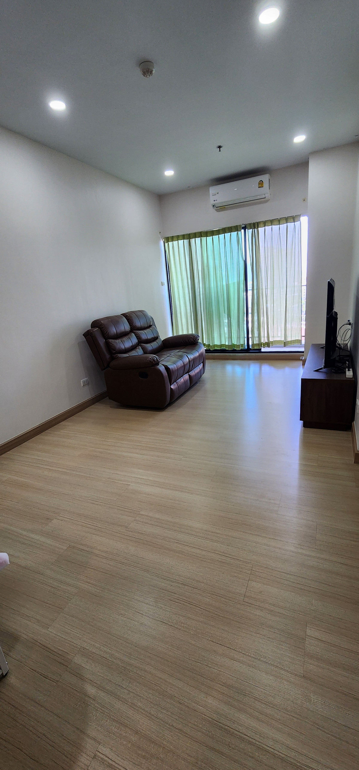 For SaleCondoWongwianyai, Charoennakor : 🎈🎈Sales Supalai Loft Prajadhipok-Wongwian Yai