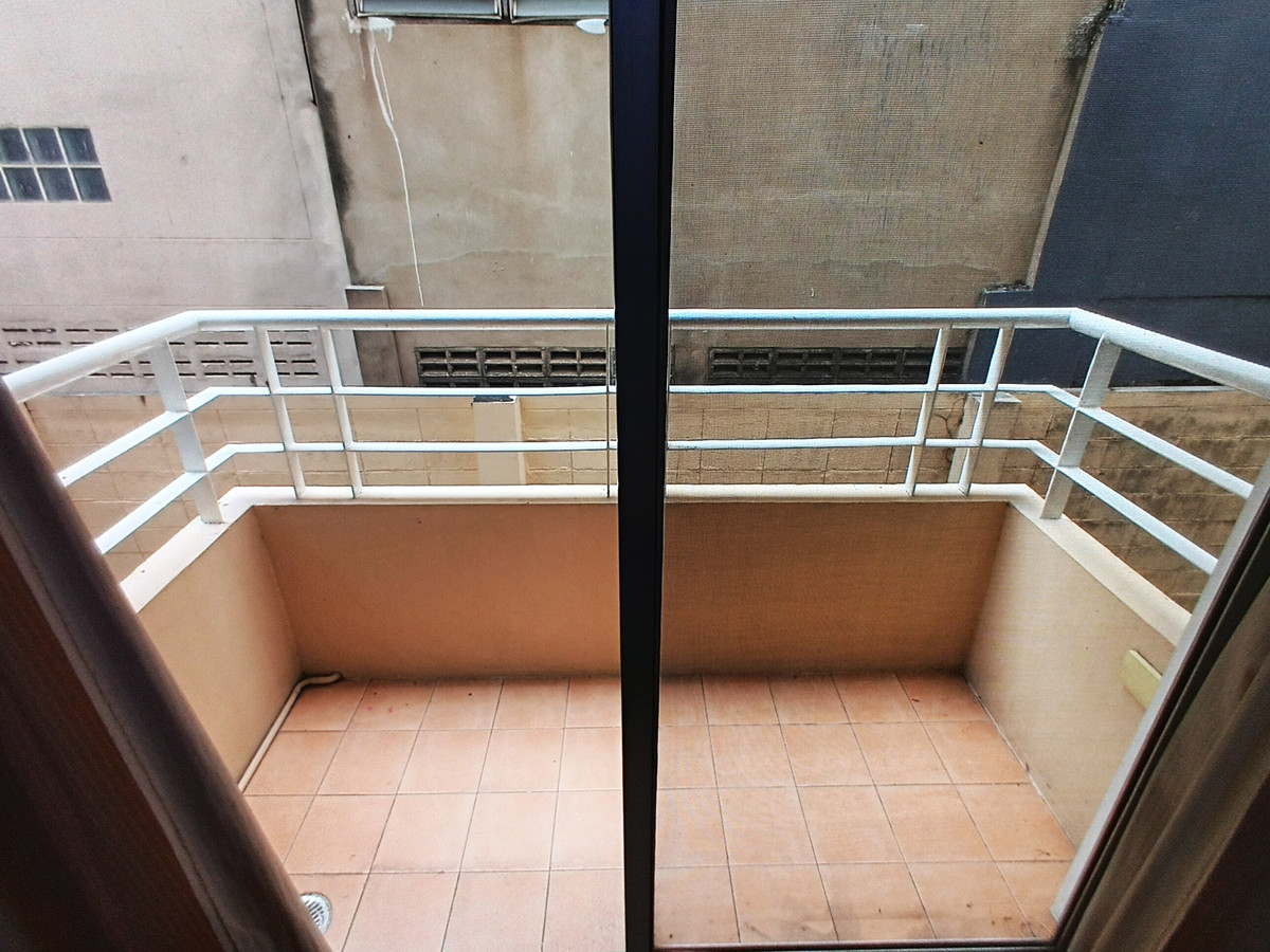 CondoRattanathibet, Sanambinna : [FOR SALE/RENT] 2BR Corner Unit @ The Fifth Avenue Ratchada-Wongsawang | 0m from MRT Tiwanon Intersection