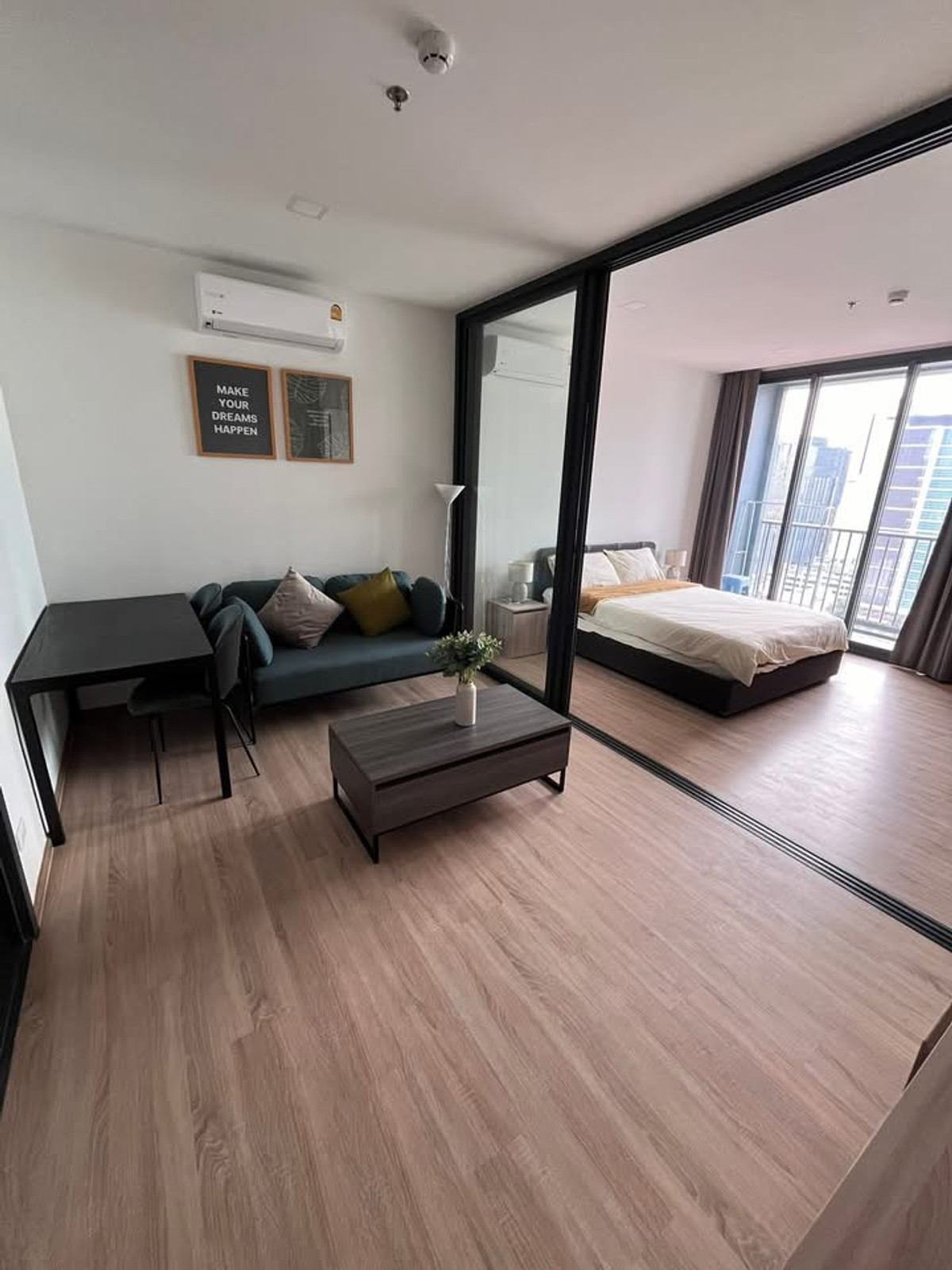 For RentCondoRatchathewi,Phayathai : ✅Big room, hard to find ✅ Condo XT Phayathai XT Phayathai XT Phayathai (BTS Phayathai)