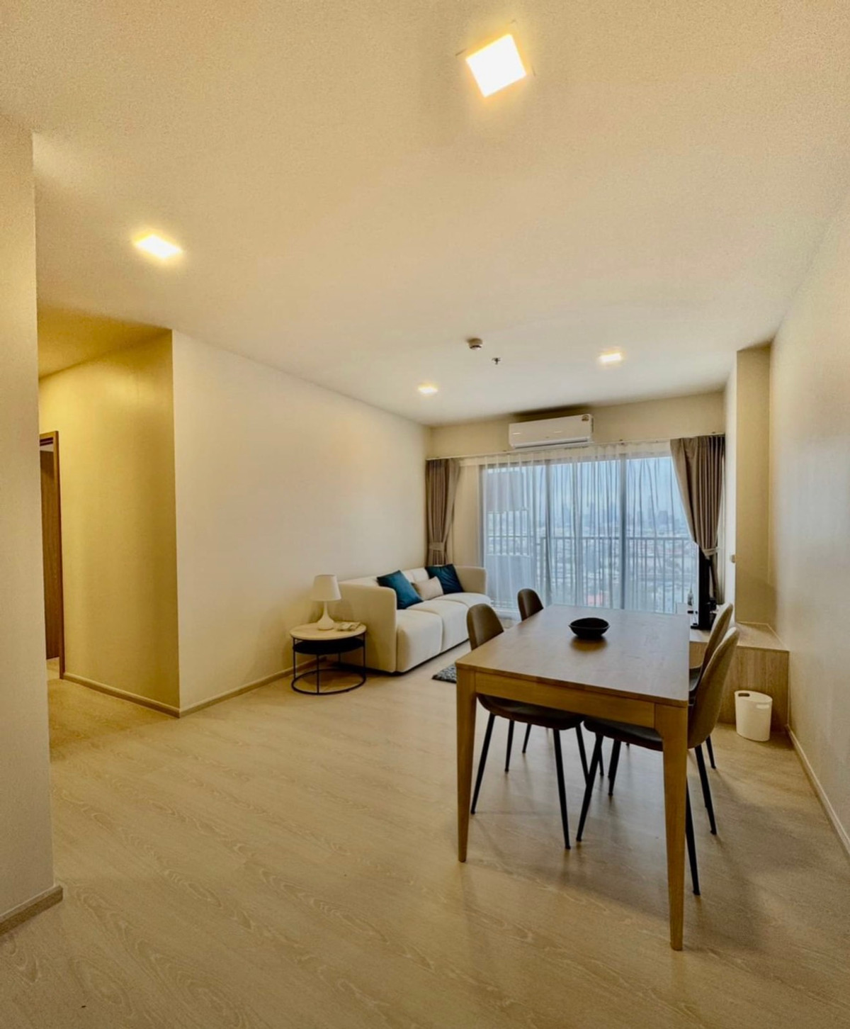 For RentCondoWongwianyai, Charoennakor : For Rent 📍 FLO by Sansiri 📍 2 Bedrooms, 2 Bathrooms, Fully Furnished and Equipped with Appliances, Near BTS Khlong San.