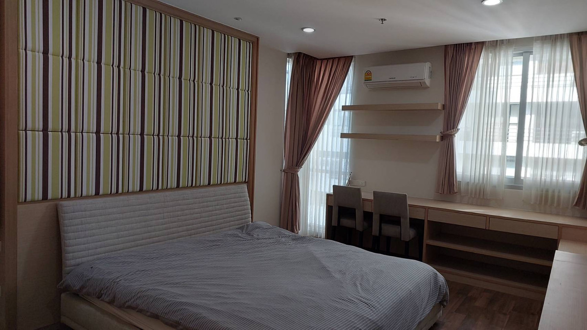 For RentCondoWitthayu, Chidlom, Langsuan, Ploenchit : 🌟 Elevate Your Urban Lifestyle! Spacious Luxury Condo for Rent at The Rajdamri.