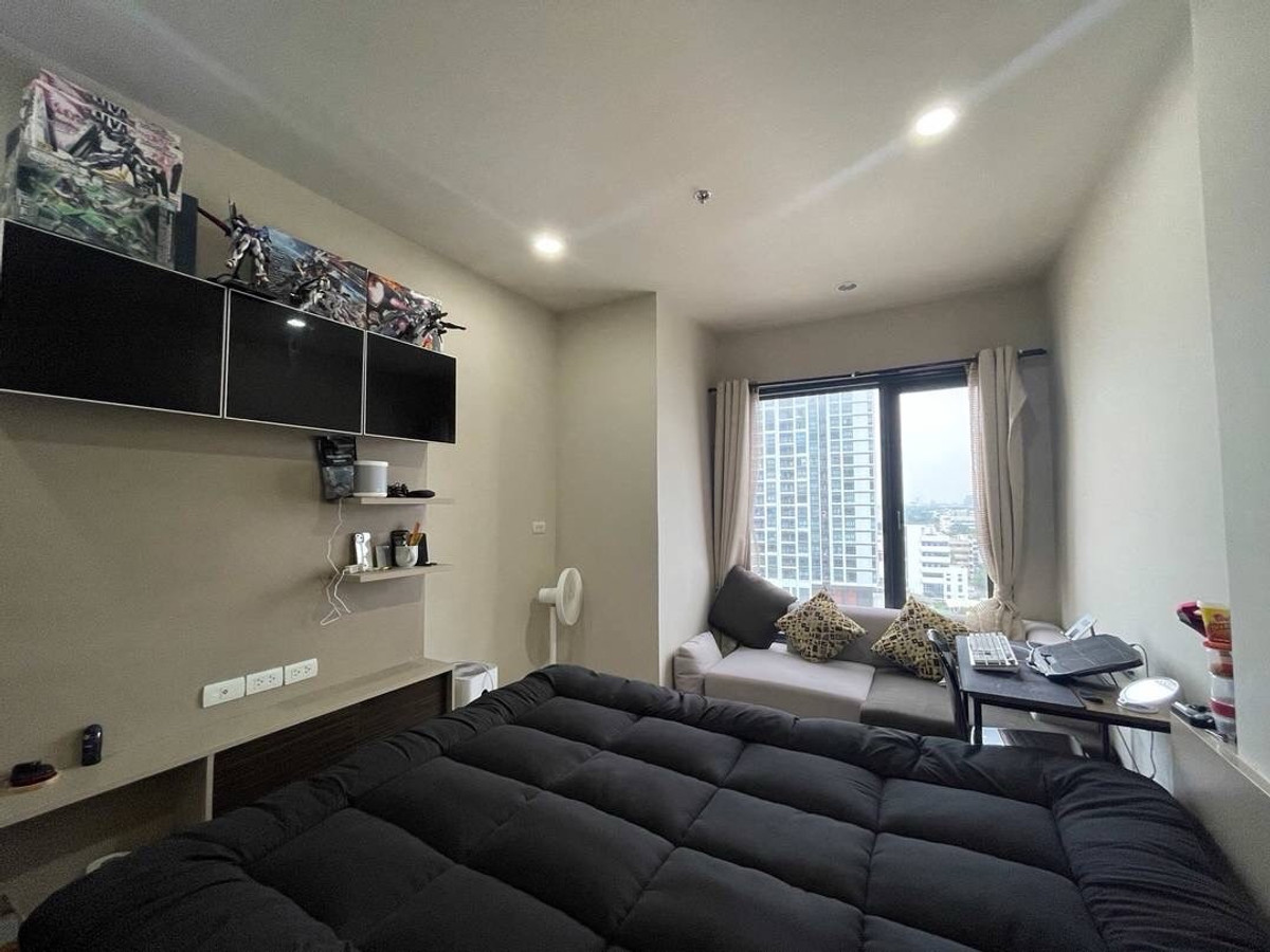 For SaleCondoSapankwai,Jatujak : Urgent sale Onyx phaholyothin 1 bed 40 sq m price 4.5 mb contact 098-9655699 Pick