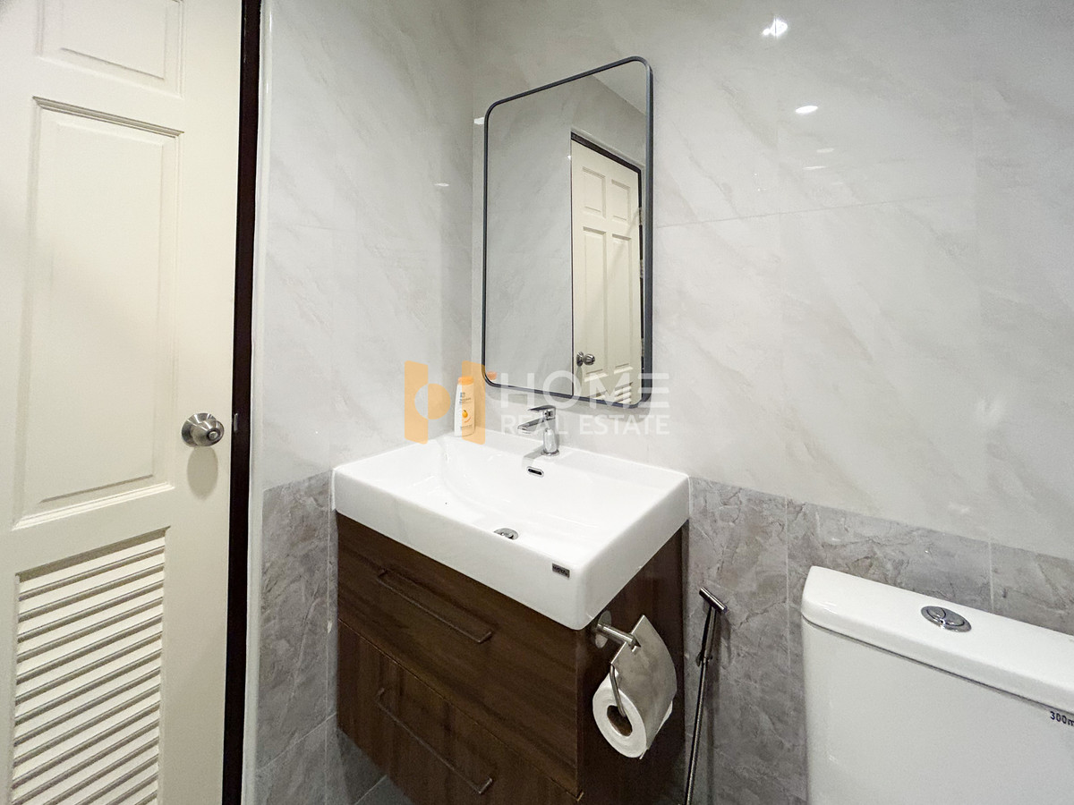 For SaleCondoSukhumvit, Asoke, Thonglor : Sukhumvit Living Town / 1 Bedroom (FOR SALE), Sukhumvit Living Town / 1 Bedroom (For Sale) TARN281