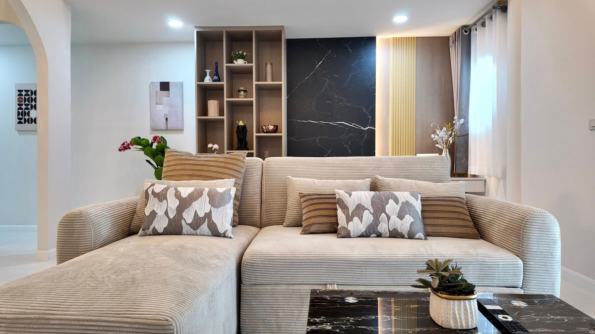 For SaleHousePattaya, Bangsaen, Chonburi : Detached House Phop Suk 2 / 3 Bedrooms (FOR SALE) BEWN087