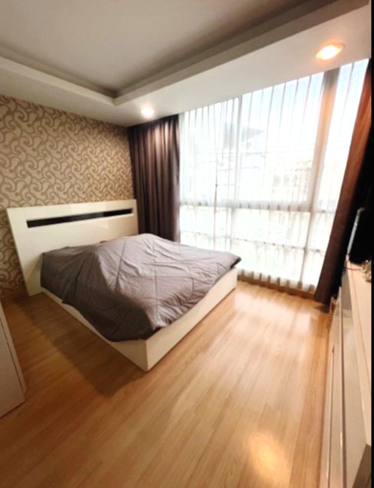 ขายคอนโดรัชดา ห้วยขวาง : The Kris 5 (Ratchada 17) / 1 Bedroom (FOR SALE), เดอะ คริส 5 (รัชดา 17) / 1 ห้องนอน (ขาย) TARN283