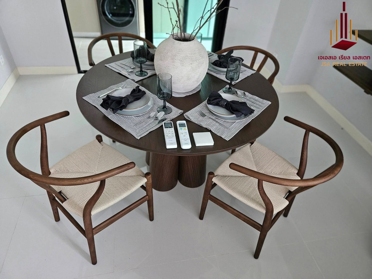 For RentTownhomePattanakan, Srinakarin : ✨ For Rent: Nirvana DEFINE Krungthep Kreetha ✨ 💰 Only 80,000 THB/month