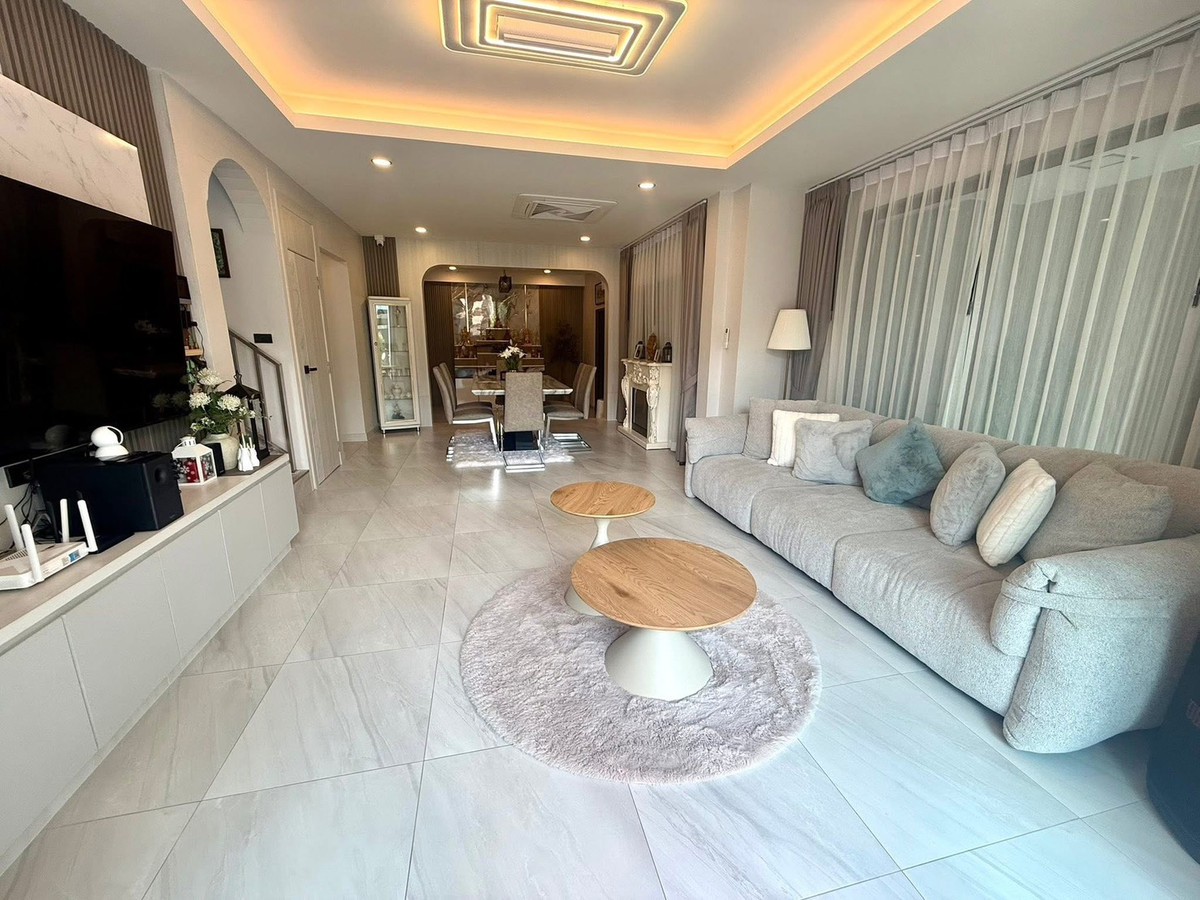 ให้เช่าบ้านพัทยา บางแสน ชลบุรี สัตหีบ : ที ดับบลิว การ์เดนท์ ฮิล / 4 ห้องนอน (เช่า), T.W. Garden Hill / 4 Bedrooms (FOR RENT) AM072