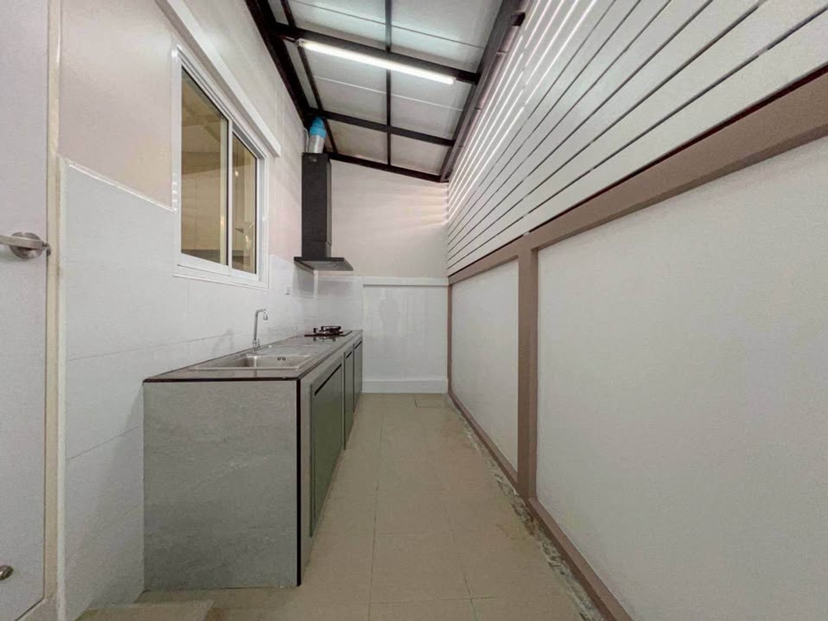 For SaleHousePattaya, Bangsaen, Chonburi : Grand PMC 7 / 3 Bedrooms (For Sale), Grand PMC 7 / 3 Bedrooms (FOR SALE) BEWN103