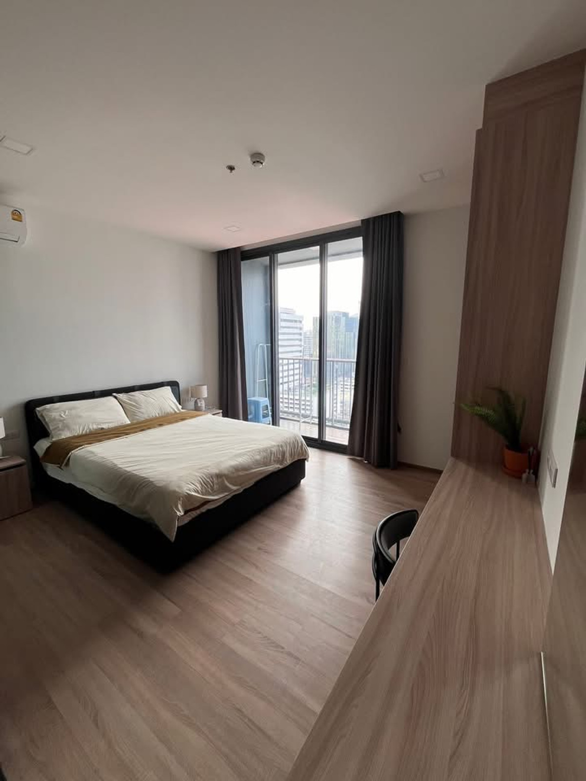 For RentCondoRatchathewi,Phayathai : ✅Big room, hard to find ✅ Condo XT Phayathai XT Phayathai XT Phayathai (BTS Phayathai)