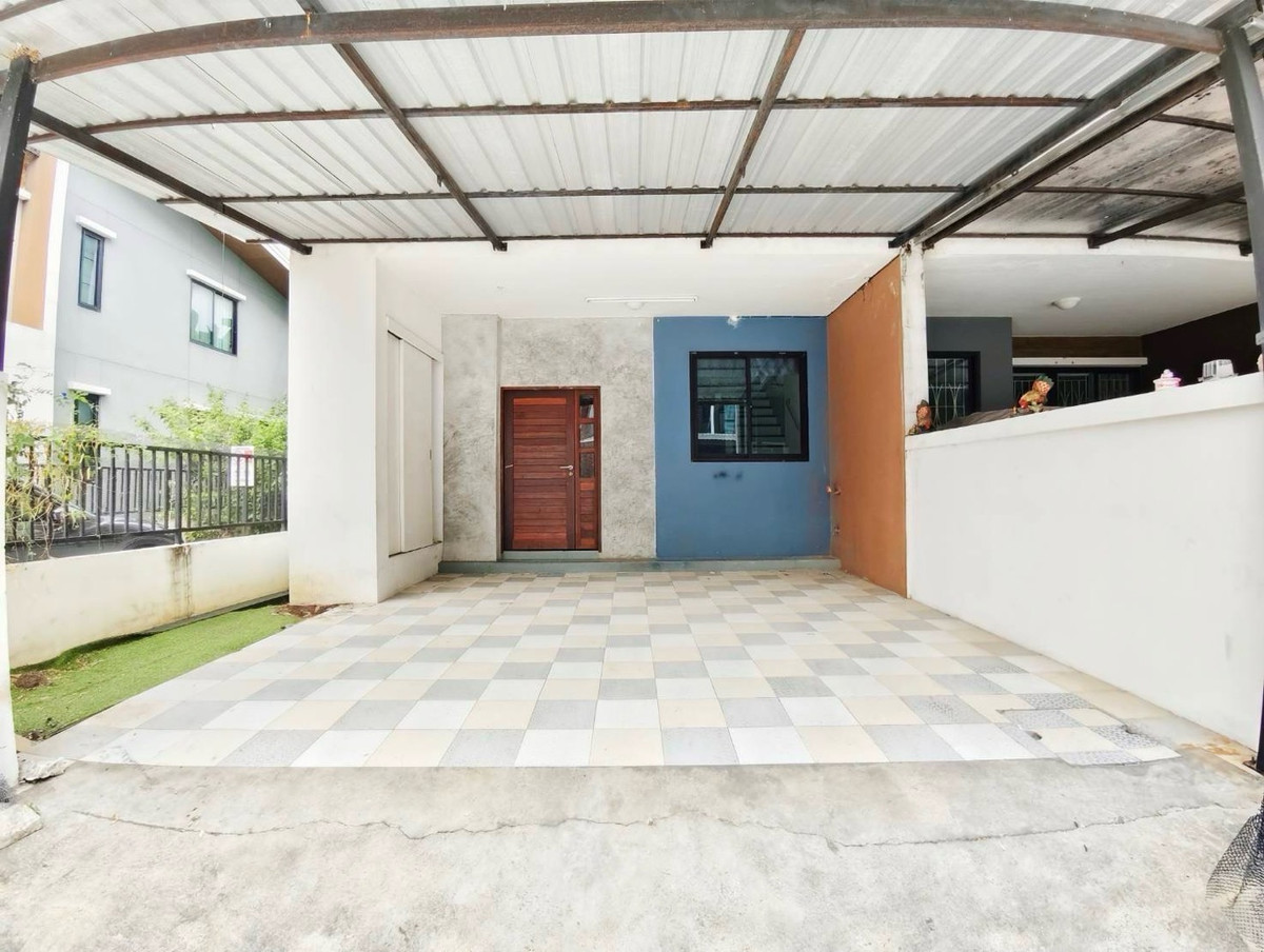 ให้เช่าทาวน์โฮมมีนบุรี-ร่มเกล้า : 🏡✨ ทาวน์โฮม 3 ชั้น ให้เช่า | โซนคลองสามวา ทำเลน่าอยู่ ✨🔑
💸 ราคาเช่า 16,000 บาท/เดือน
(สัญญาขั้นต่ำ 1 ปี)