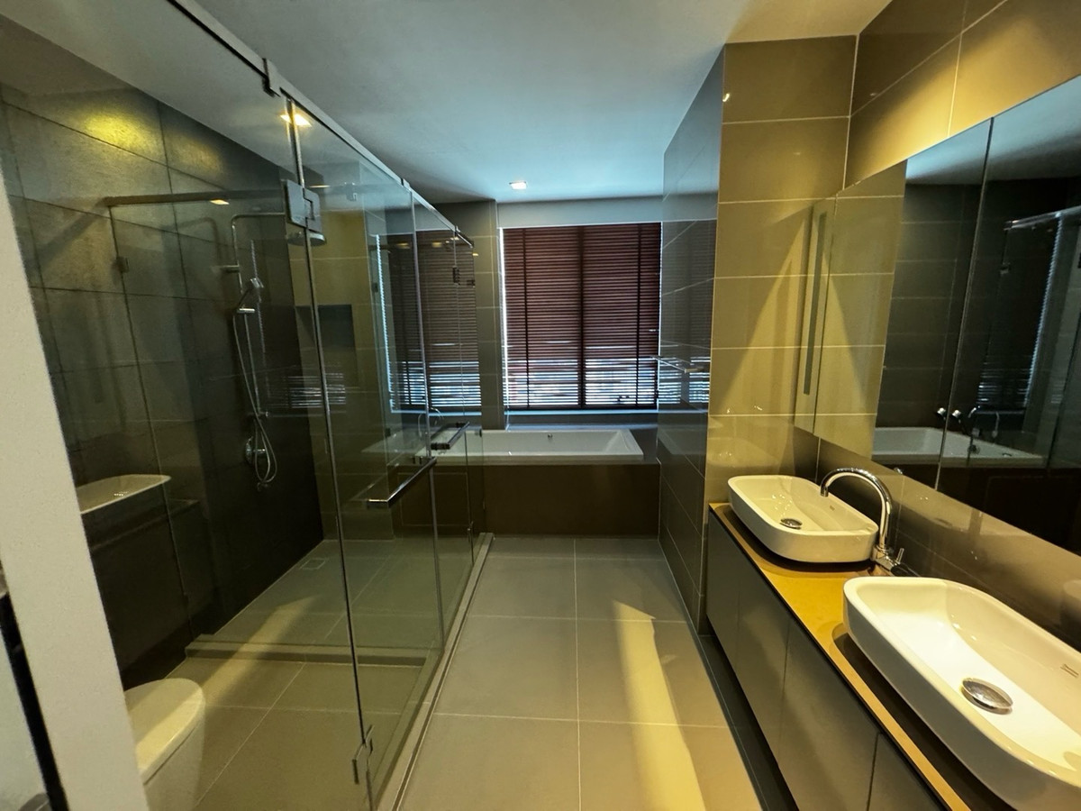 For RentCondoSilom, Saladaeng, Bangrak : M Silom. for rent - 0816037454