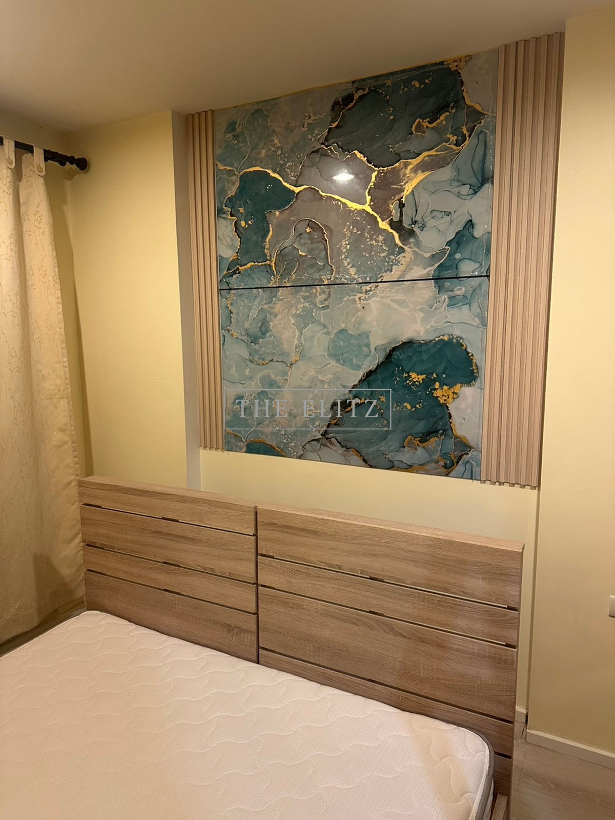 For RentCondoSathorn, Narathiwat : ✨ Live your life 'Fast Track' In the heart of Sathorn, Rhythm Sathorn-Narathiwat, near BRT Akhan Songkhro. Just a short walk to Sathorn-Narathiwat intersection 💕