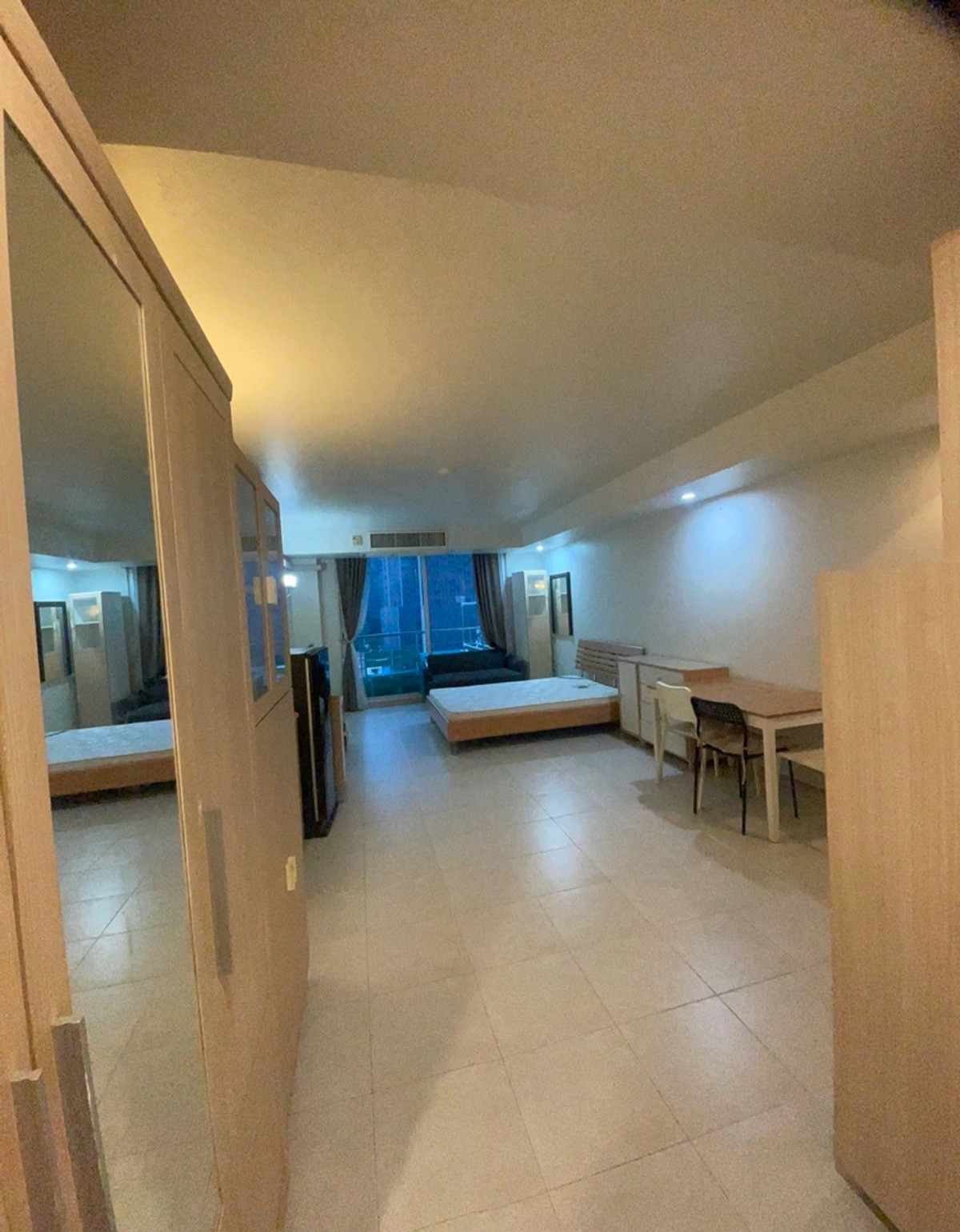 For RentCondoKasetsart, Ratchayothin : Supalai Park Studio for rent, Building 3