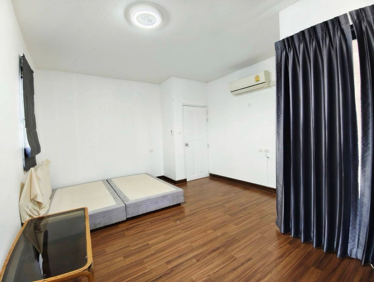 ให้เช่าทาวน์โฮมมีนบุรี-ร่มเกล้า : 🏡✨ ทาวน์โฮม 3 ชั้น ให้เช่า | โซนคลองสามวา ทำเลน่าอยู่ ✨🔑
💸 ราคาเช่า 16,000 บาท/เดือน
(สัญญาขั้นต่ำ 1 ปี)