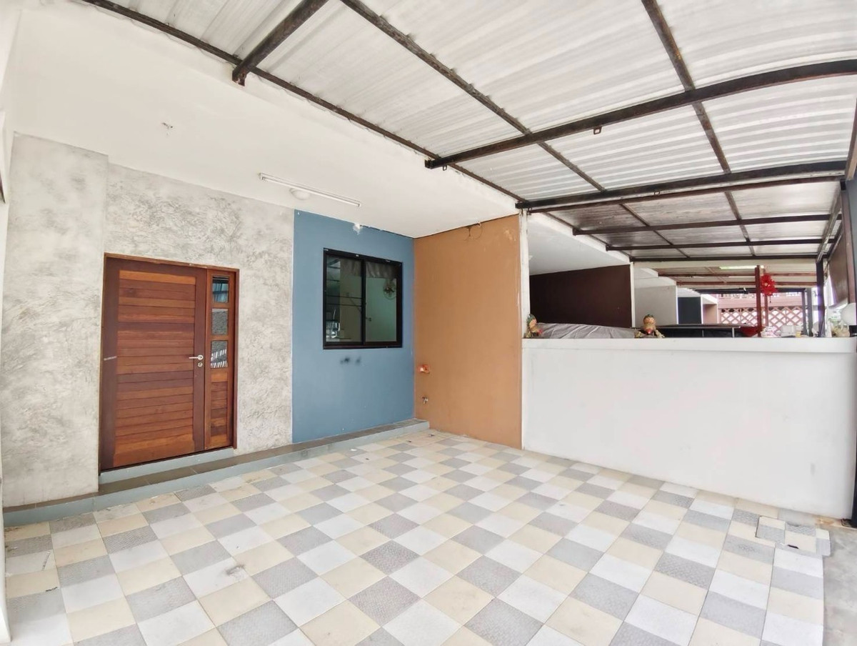 ให้เช่าทาวน์โฮมมีนบุรี-ร่มเกล้า : 🏡✨ ทาวน์โฮม 3 ชั้น ให้เช่า | โซนคลองสามวา ทำเลน่าอยู่ ✨🔑
💸 ราคาเช่า 16,000 บาท/เดือน
(สัญญาขั้นต่ำ 1 ปี)