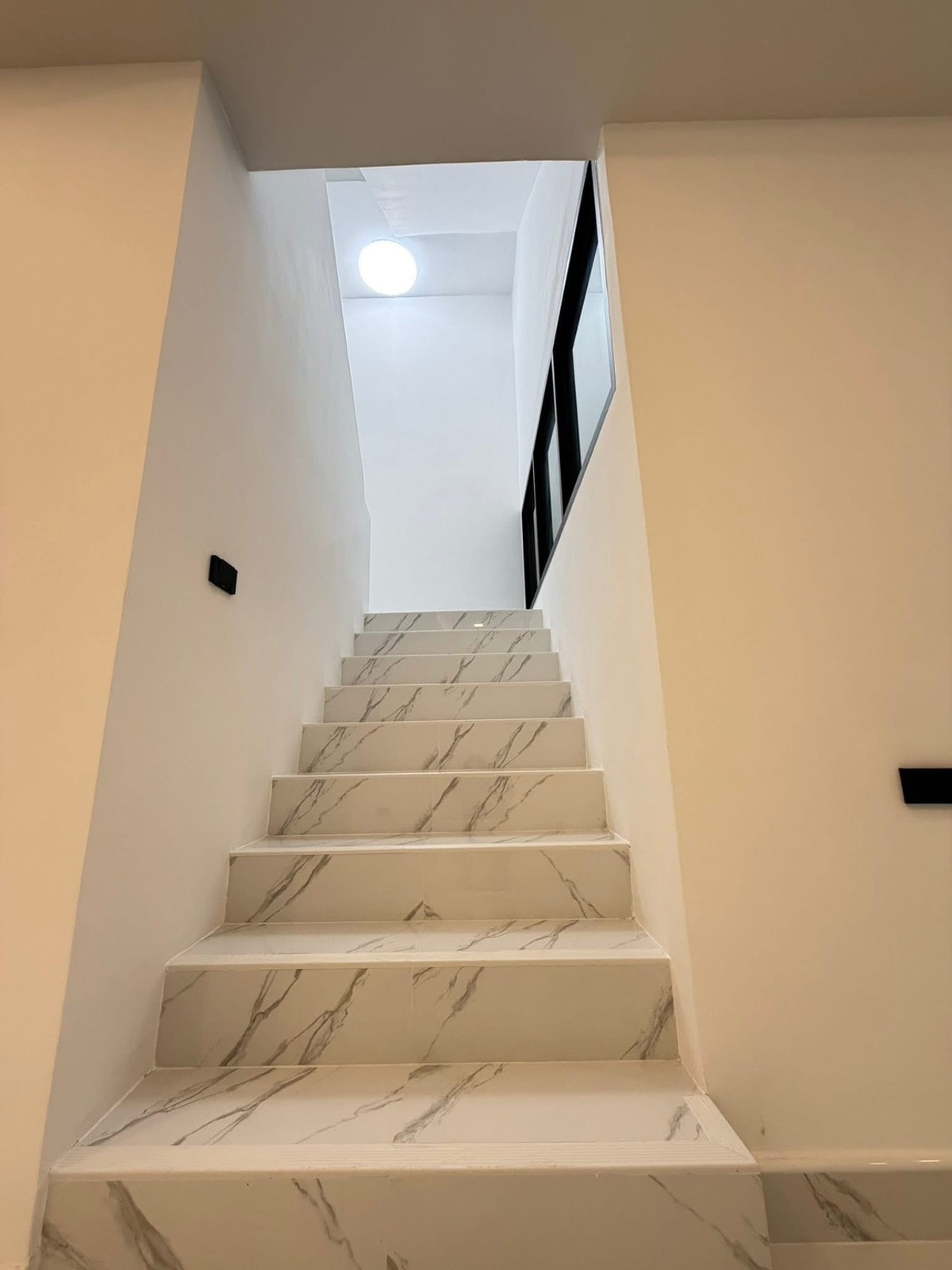 For SaleTownhomePattaya, Bangsaen, Chonburi : Townhome Thapya / 4 Bedrooms (For Sale), Townhome Thapya / 4 Bedrooms (FOR SALE) AM031