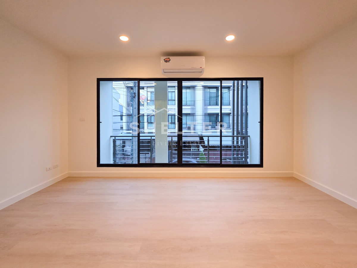 ขายทาวน์โฮมรามคำแหง หัวหมาก : ทาวน์โฮมใกล้ MRT สีส้ม รามคำแหง เชื่อมต่อได้ทั้งเส้น เลียบทางด่วน - รามคำแหง - พระราม 9 🚘