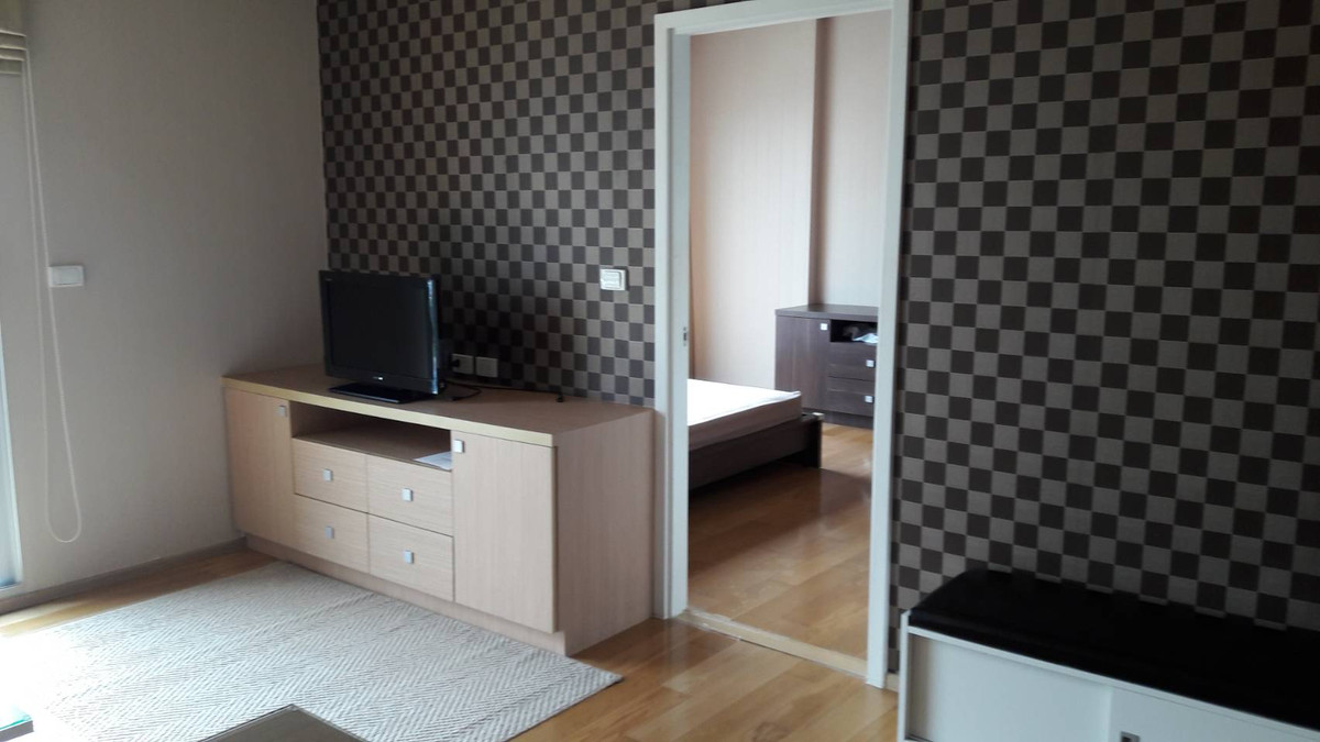 For RentCondoWongwianyai, Charoennakor : OMG1340  [ Hive Sathorn ]  Large 1 Bedroom unit - for RENT 25-Feb-26