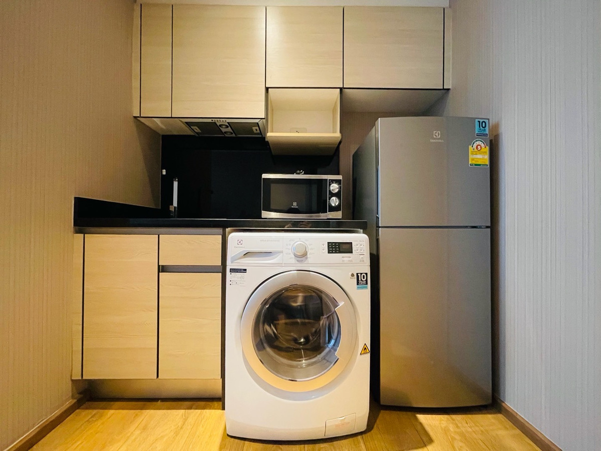 For RentCondoSukhumvit, Asoke, Thonglor : PFD-08041 For rent Park 24 (Origin Phrom Phong) Studio 29 sq m. Tower 3, 12th floor, near BTS Phrom Phong.