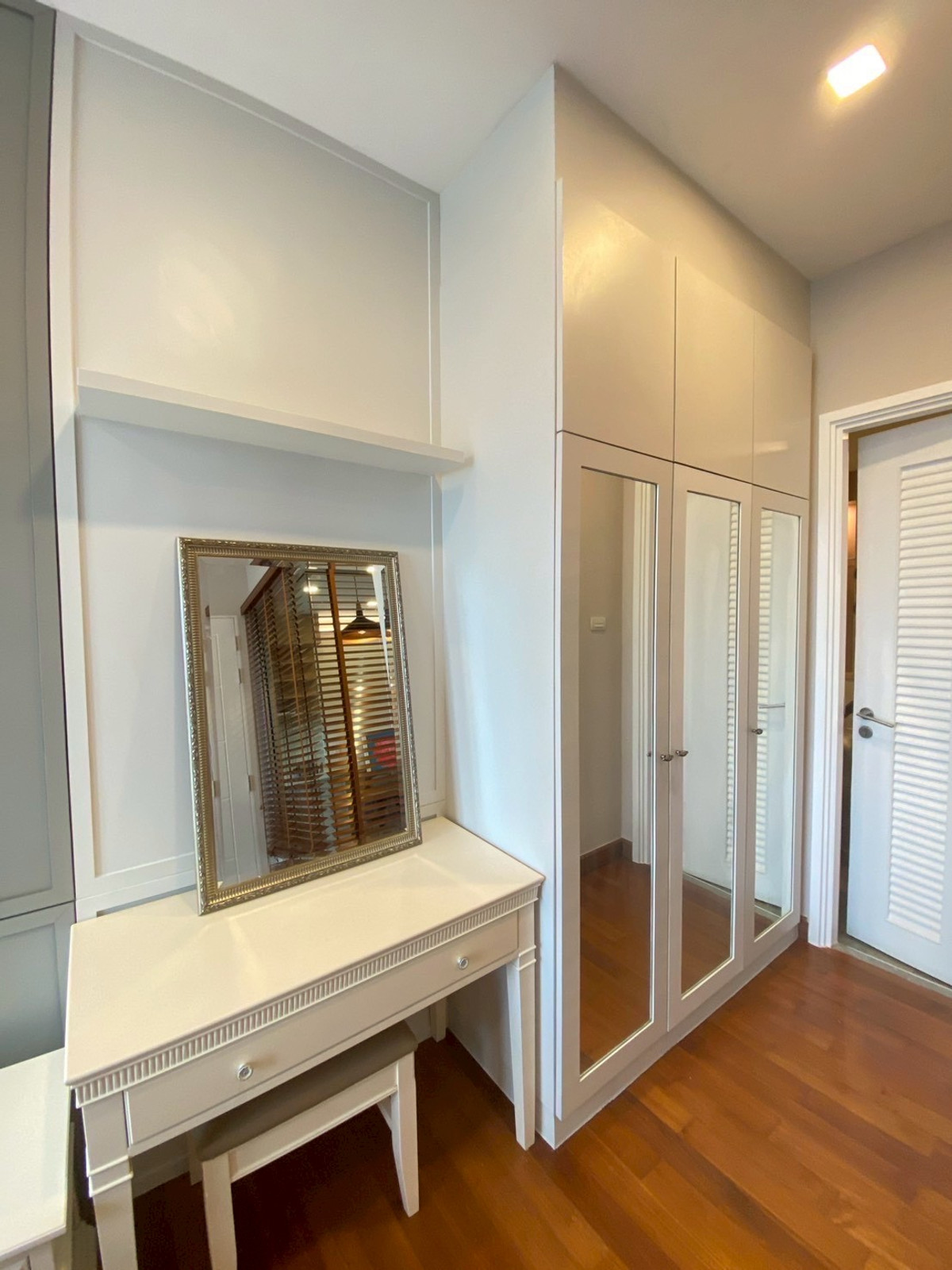 For RentCondoSathorn, Narathiwat : Ivy Sathorn 10 (Ivy Sathorn 10) (1bed1bath 40sqm)