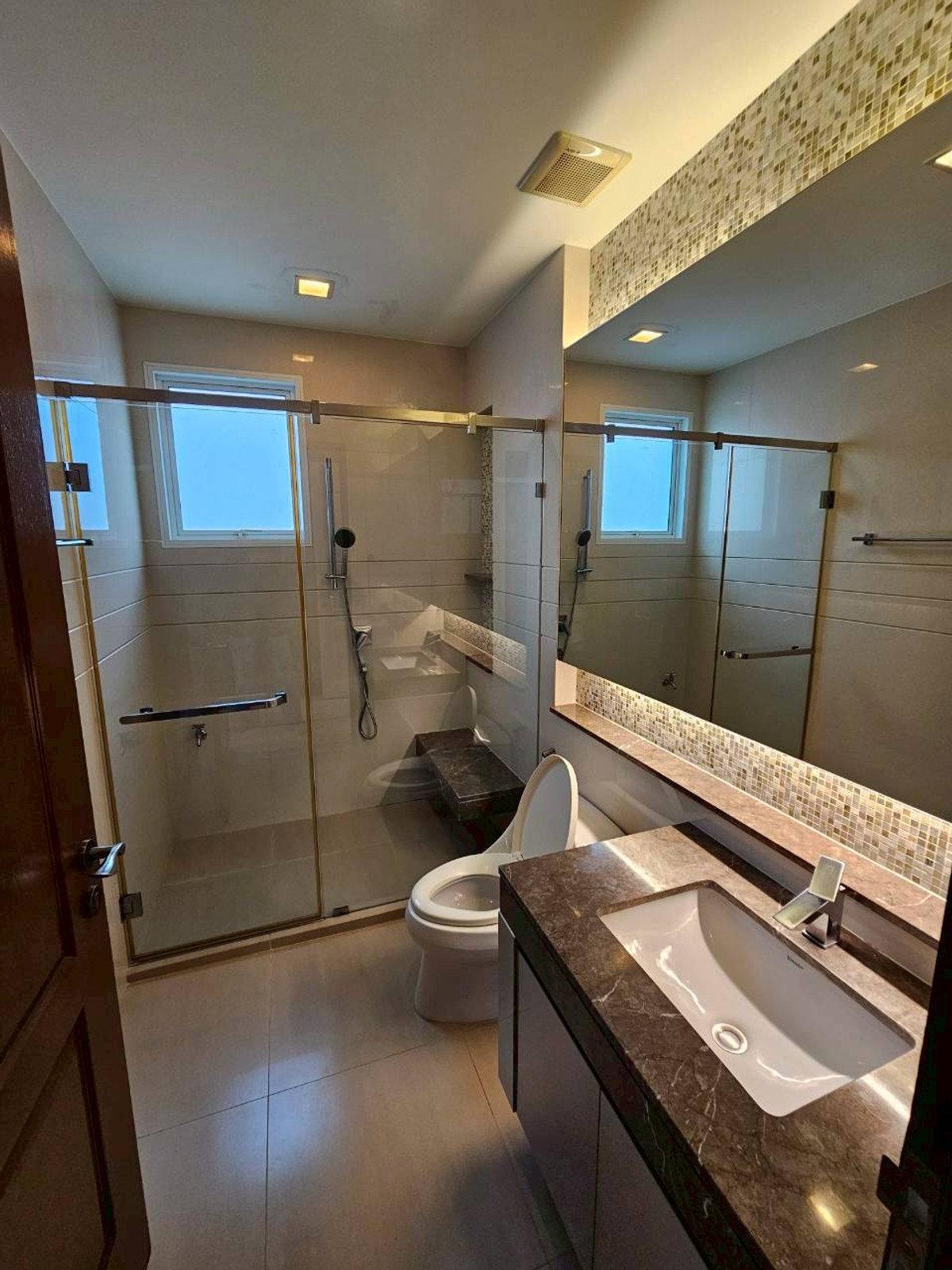 For SaleHouseBangna, Bearing, Lasalle : Narasiri Bangna / 4 Bedrooms (For Sale), Narasiri Bangna / 4 Bedrooms (FOR SALE) YOK085