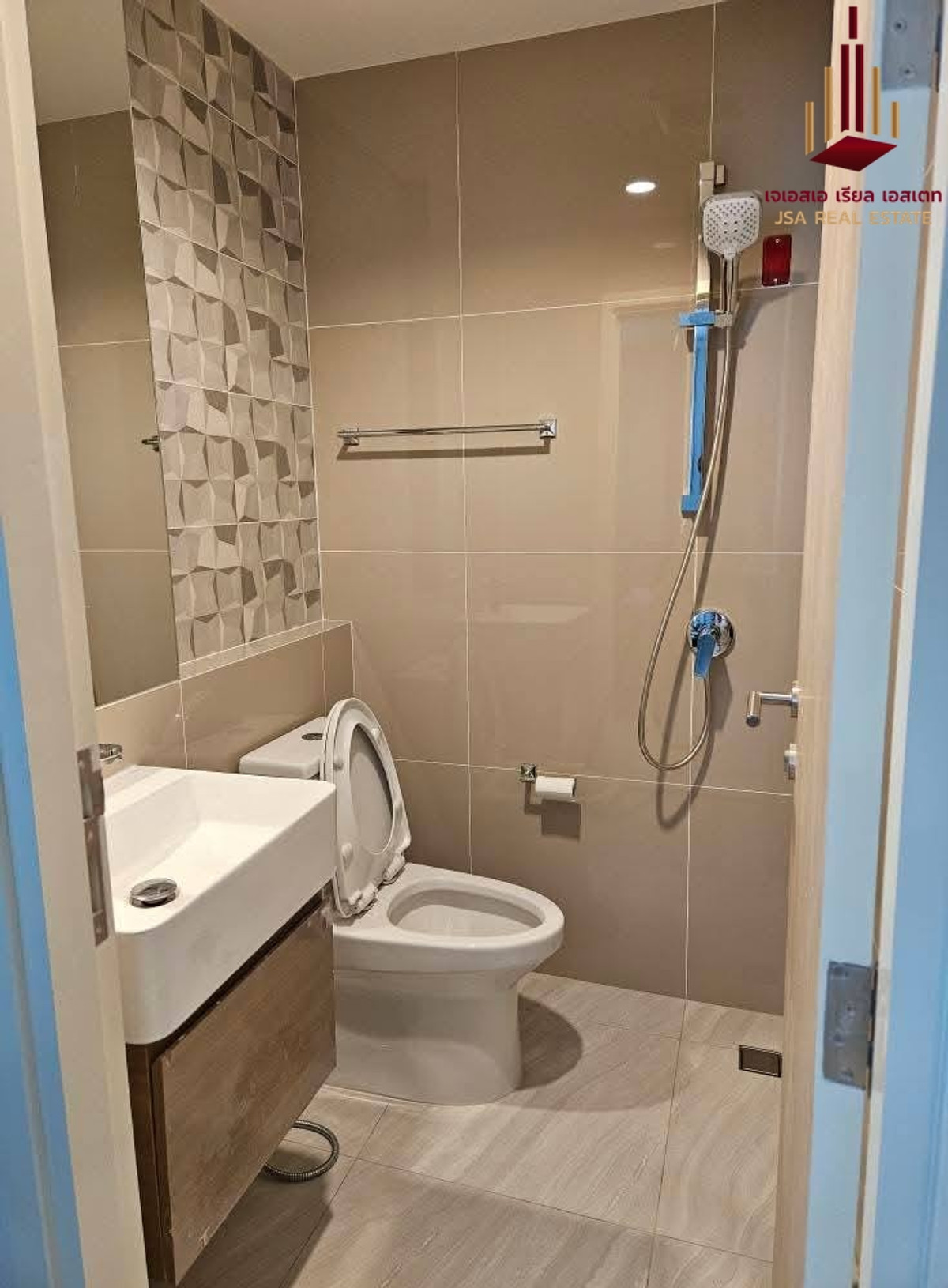 For RentTownhomePattanakan, Srinakarin : ✨ For Rent: Nirvana DEFINE Krungthep Kreetha ✨ 💰 Only 80,000 THB/month