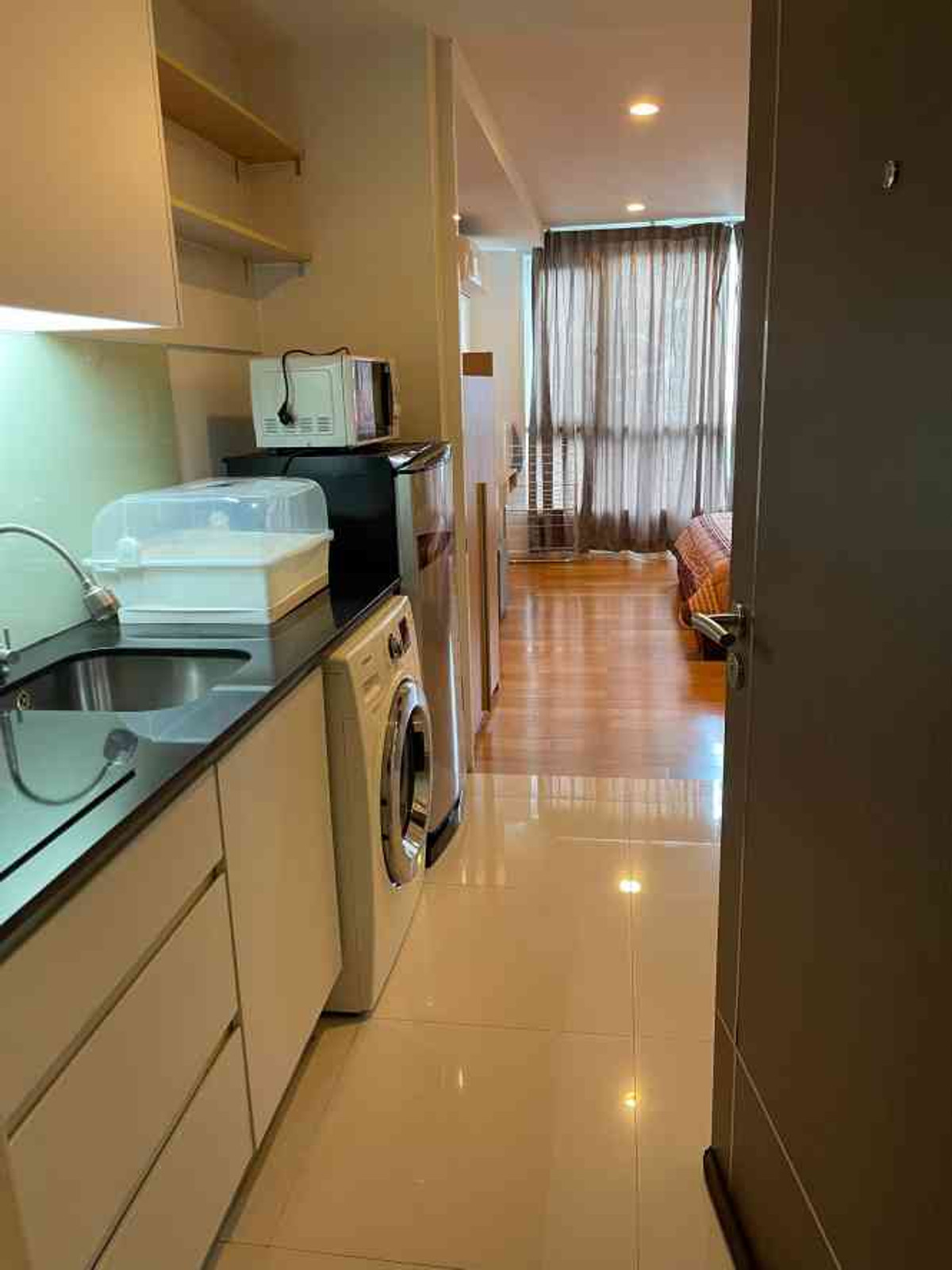 For SaleCondoNana, North Nana,Sukhumvit13, Soi Nana : 15 Sukhumvit Residences / Studio (SALE WITH TENANT), 15 Sukhumvit Residences / Studio (Sale with Tenant) BJ009