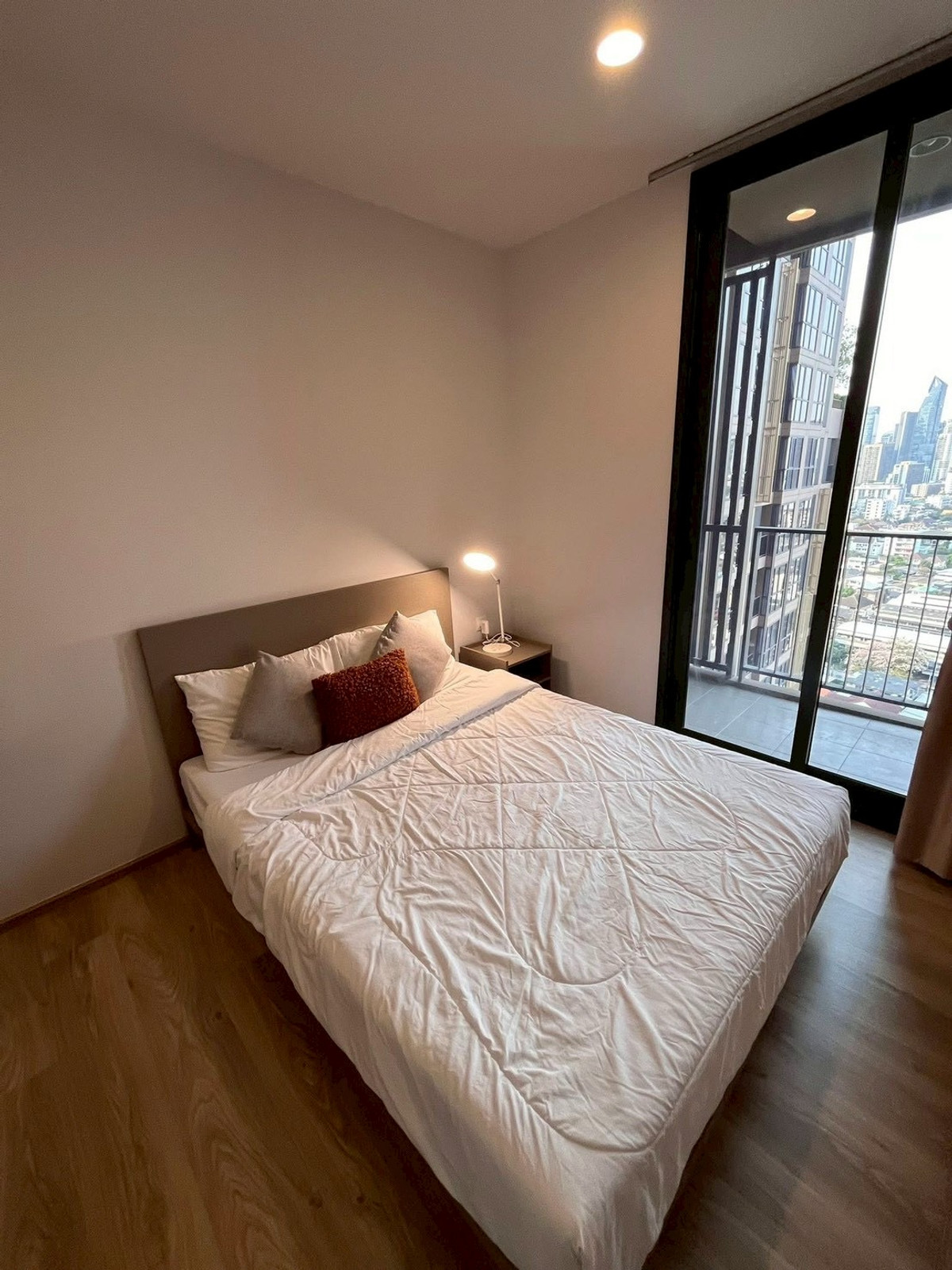 ให้เช่าคอนโดสุขุมวิท อโศก ทองหล่อ : ค่าเช่าถูกที่สุดในตึก! ✅Oka Haus Sukhumvit 36 โอกะ เฮาส์ สุขุมวิท36(BTS ทองหล่อ) 