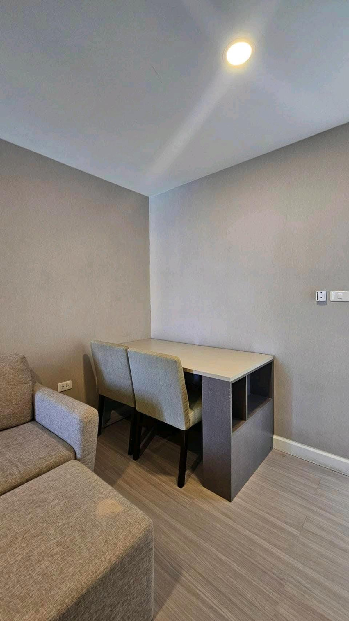 ให้เช่าคอนโดนวมินทร์ รามอินทรา : ให้เช่าคอนโด The Cube Station รามอินทรา 109 ห้องสวย พร้อมเครื่องใช้ไฟฟ้าเฟอร์นิเจอร์ครบ