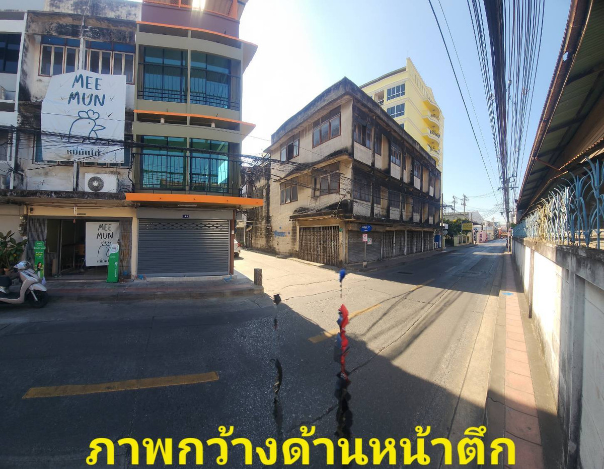 ขายอาคารพาณิชย์สาทร นราธิวาส : ตึกแถวห้องมุม ซอยถนนจันทร์ 27 ขายเพียง 5.9 ล้านเท่านั้น