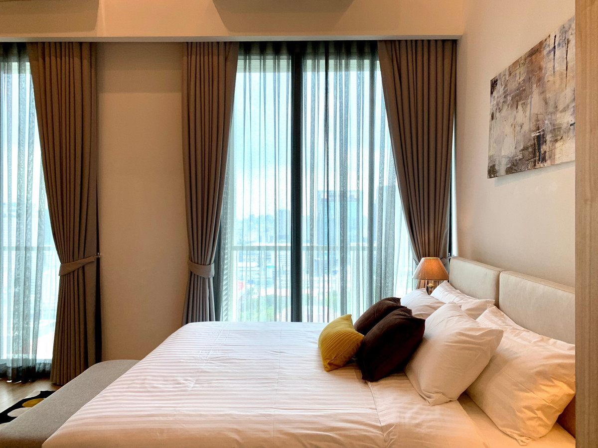 For RentCondoSukhumvit, Asoke, Thonglor : For rent! Noble Recole Duplex, rare room, Asoke area, high floor, 60 sq m, fully furnished.