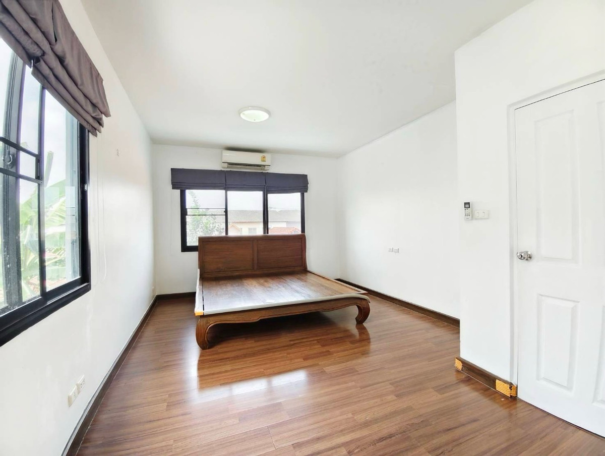 ให้เช่าทาวน์โฮมมีนบุรี-ร่มเกล้า : 🏡✨ ทาวน์โฮม 3 ชั้น ให้เช่า | โซนคลองสามวา ทำเลน่าอยู่ ✨🔑
💸 ราคาเช่า 16,000 บาท/เดือน
(สัญญาขั้นต่ำ 1 ปี)