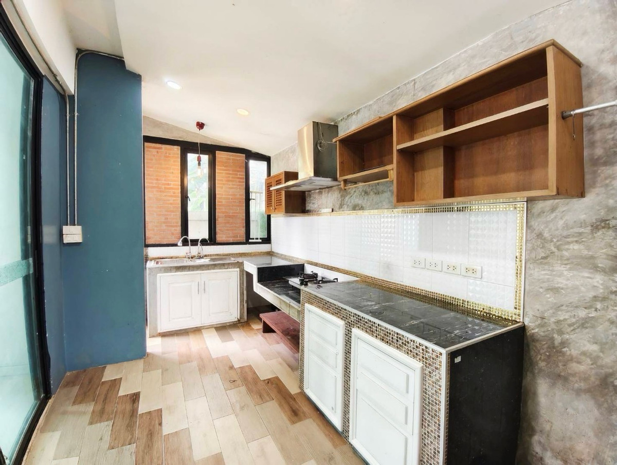 ให้เช่าทาวน์โฮมมีนบุรี-ร่มเกล้า : 🏡✨ ทาวน์โฮม 3 ชั้น ให้เช่า | โซนคลองสามวา ทำเลน่าอยู่ ✨🔑
💸 ราคาเช่า 16,000 บาท/เดือน
(สัญญาขั้นต่ำ 1 ปี)