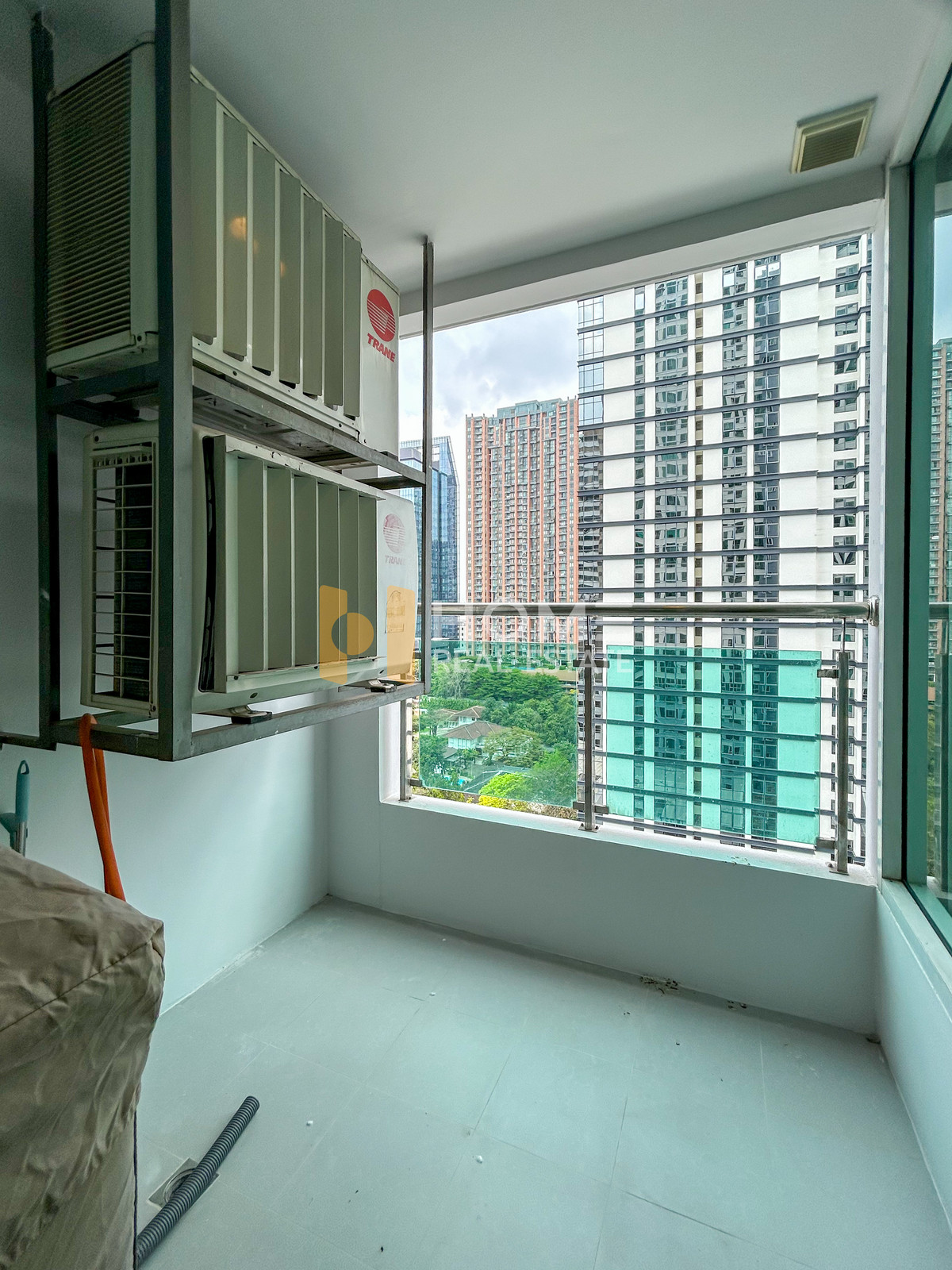 For SaleCondoSukhumvit, Asoke, Thonglor : Sukhumvit Living Town / 1 Bedroom (FOR SALE), Sukhumvit Living Town / 1 Bedroom (For Sale) TARN281