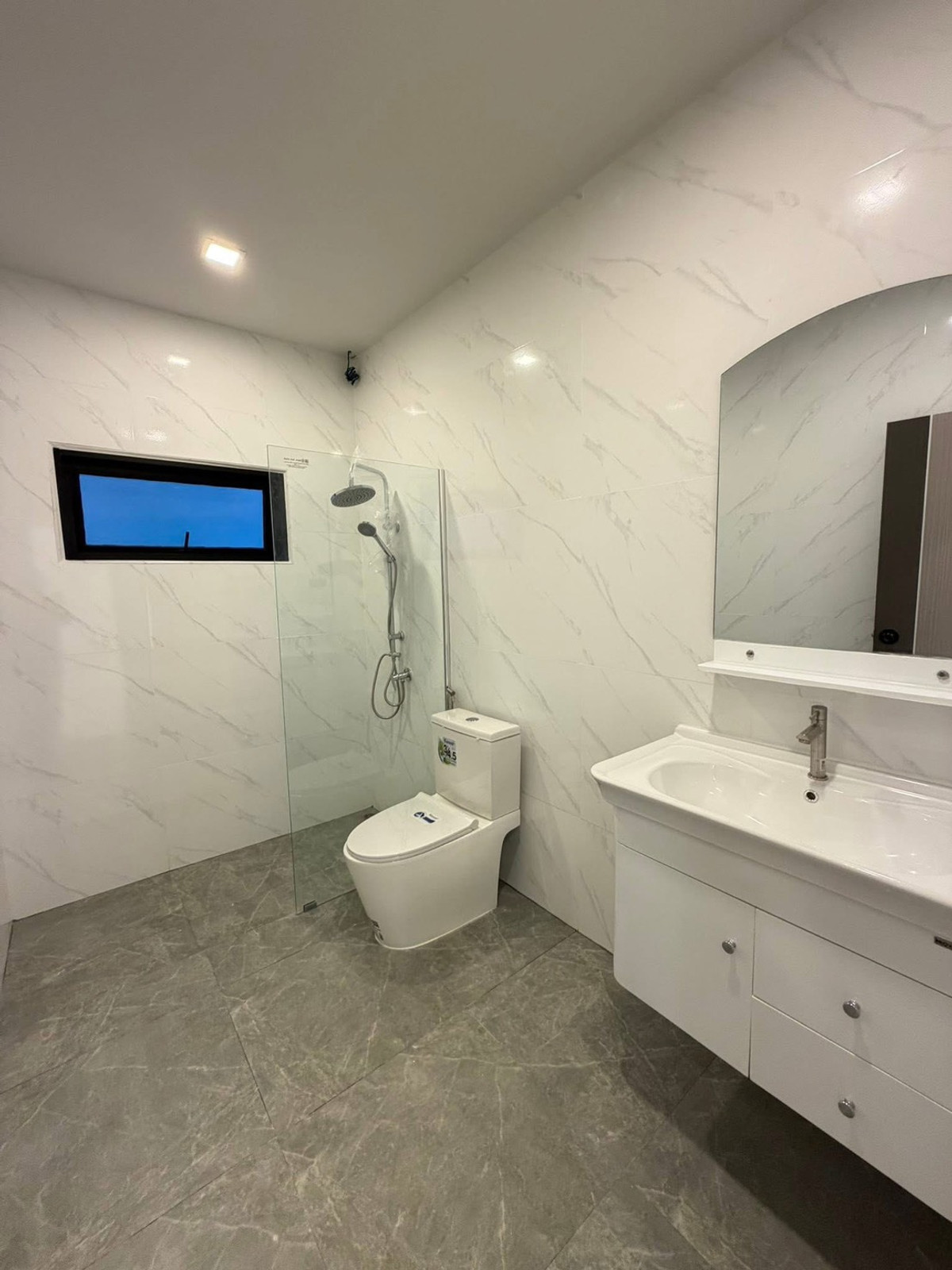 For SaleTownhomePattaya, Bangsaen, Chonburi : Townhome Thapya / 4 Bedrooms (For Sale), Townhome Thapya / 4 Bedrooms (FOR SALE) AM031