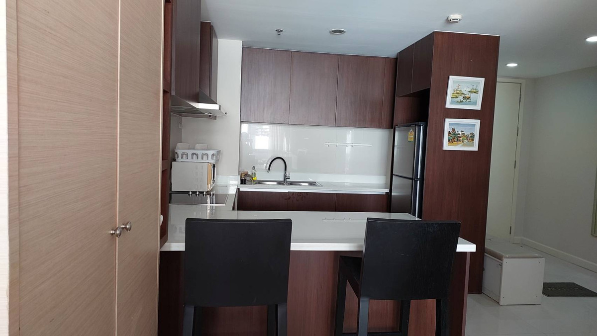 For RentCondoWitthayu, Chidlom, Langsuan, Ploenchit : 🌟 Elevate Your Urban Lifestyle! Spacious Luxury Condo for Rent at The Rajdamri.