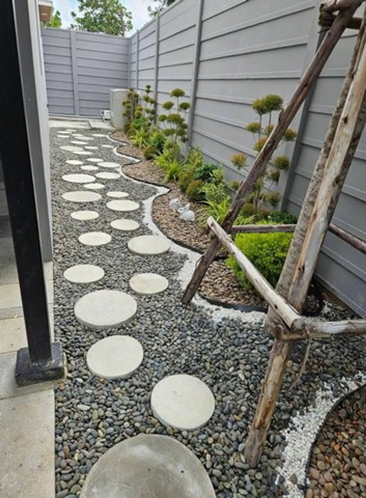 For RentTownhomePattanakan, Srinakarin : HR3247Luxury Townhome For Rent – ​​Nirvana Define Krungthep Kreetha, corner unit (Corner Unit), wide area, fully furnished, ready to move in.