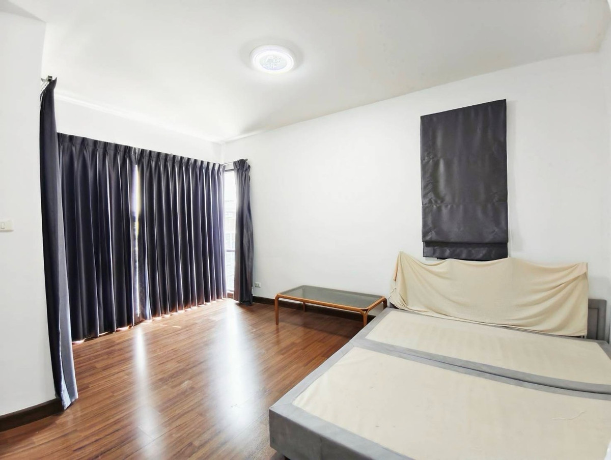 ให้เช่าทาวน์โฮมมีนบุรี-ร่มเกล้า : 🏡✨ ทาวน์โฮม 3 ชั้น ให้เช่า | โซนคลองสามวา ทำเลน่าอยู่ ✨🔑
💸 ราคาเช่า 16,000 บาท/เดือน
(สัญญาขั้นต่ำ 1 ปี)