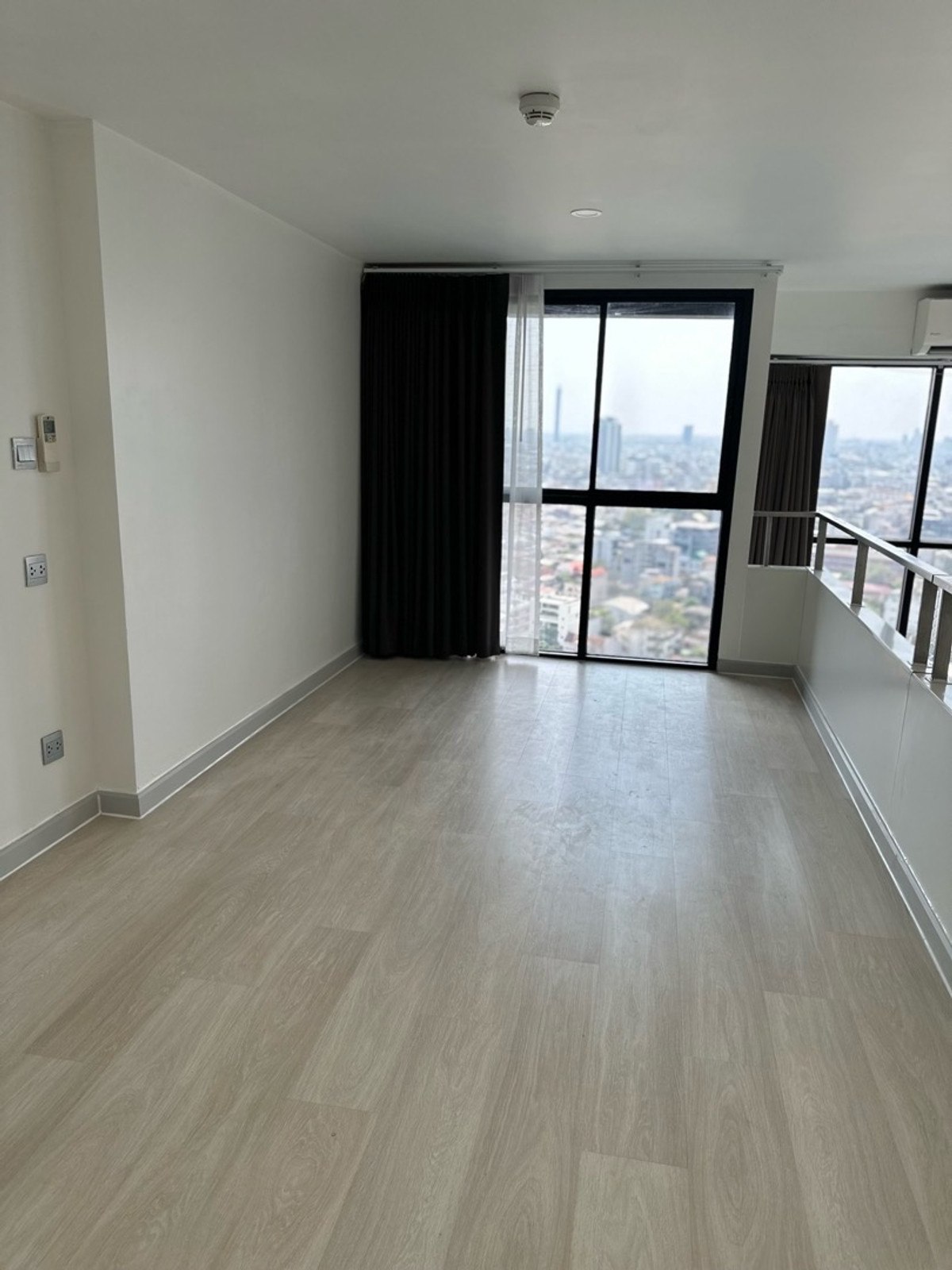 ขายคอนโดสาทร นราธิวาส : 🏠✨ ไนท์บริดจ์ ไพร์ม สาทร | ขายคอนโด 2 ห้องนอน (HBH-ST-198)