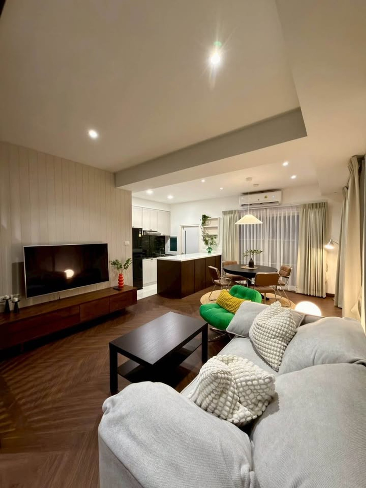 For RentTownhomeBangna, Bearing, Lasalle : For rent📍2-story townhome near Mega & IKEA Bangna✨Indy Bangna-Ramkhamhaeng 2✨Extra wide area Decorated and ready to move in Convenient travel near the expressway