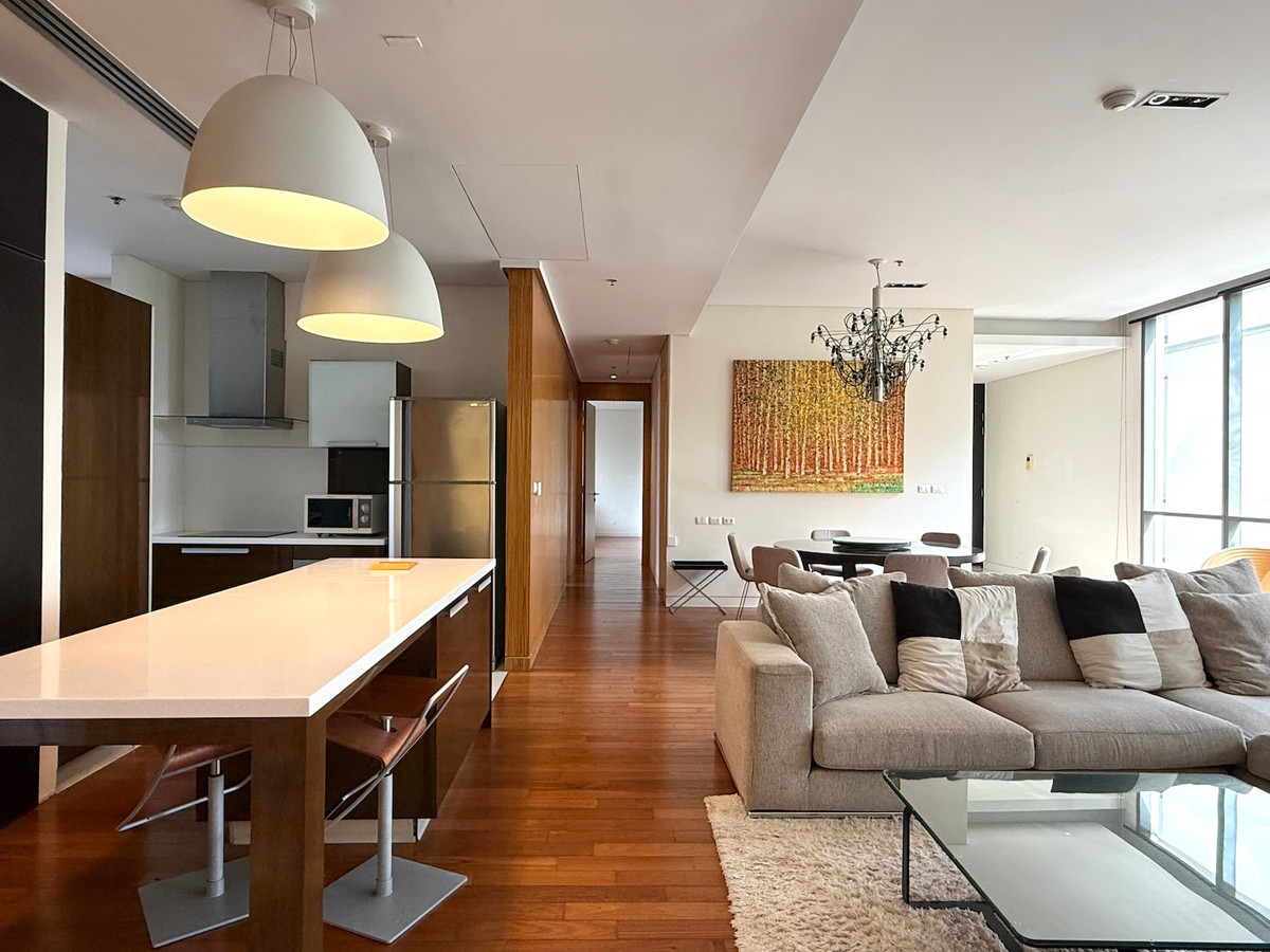 ให้เช่าคอนโดสุขุมวิท อโศก ทองหล่อ : คอนโด 3 ห้องนอน ขนาดกว้างขวาง ใจกลางอโศก บรรยากาศสไตล์รีสอร์ท