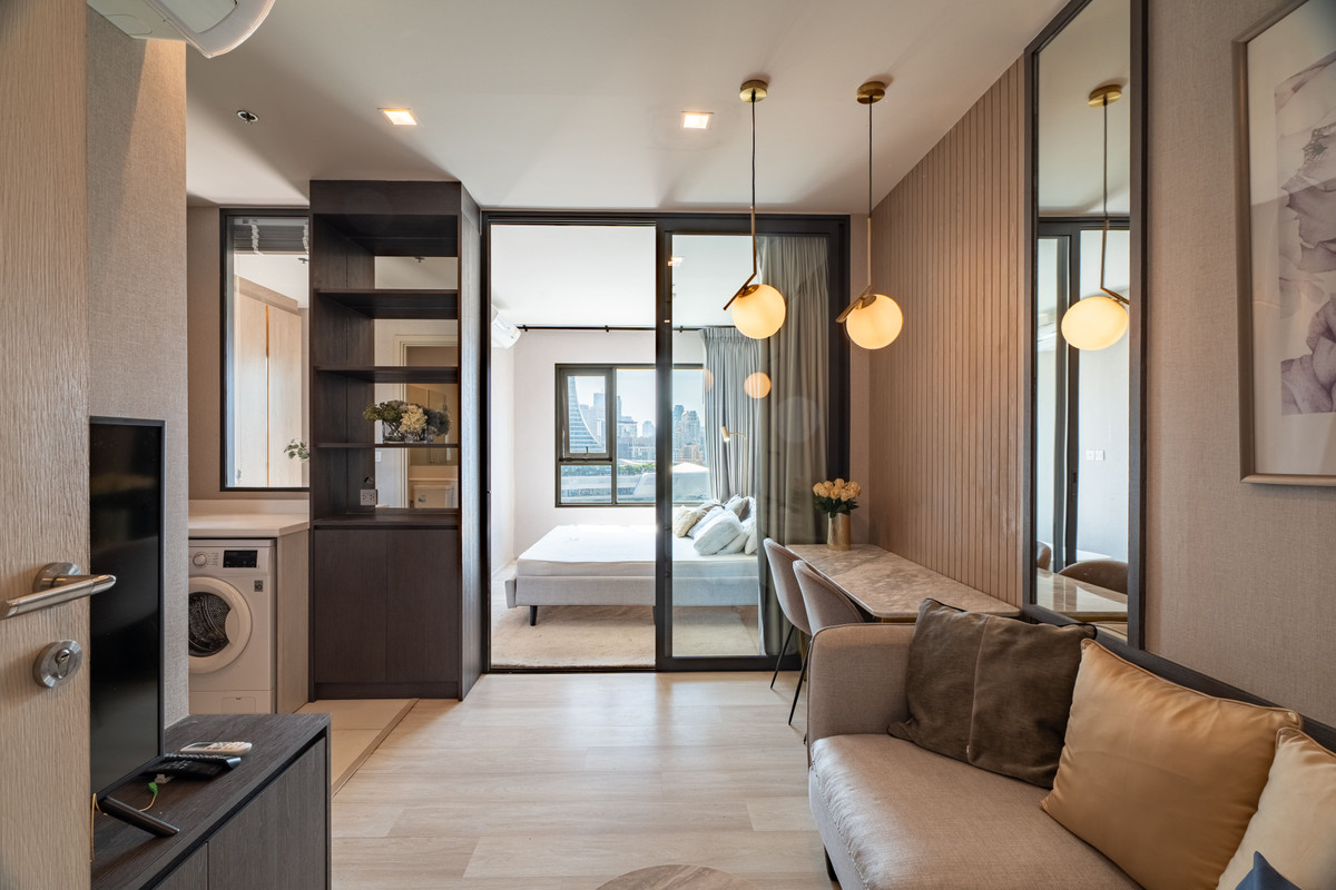 ขายคอนโดวิทยุ ชิดลม หลังสวน : 🔥ราคาพิเศษ คอนโด 1 ห้องนอน ถนนวิทยุ Life One Wireless ชั้นสูง วิวสวน | การันตีผลตอบแทน 4% ใจกลาง CBD - U6033673