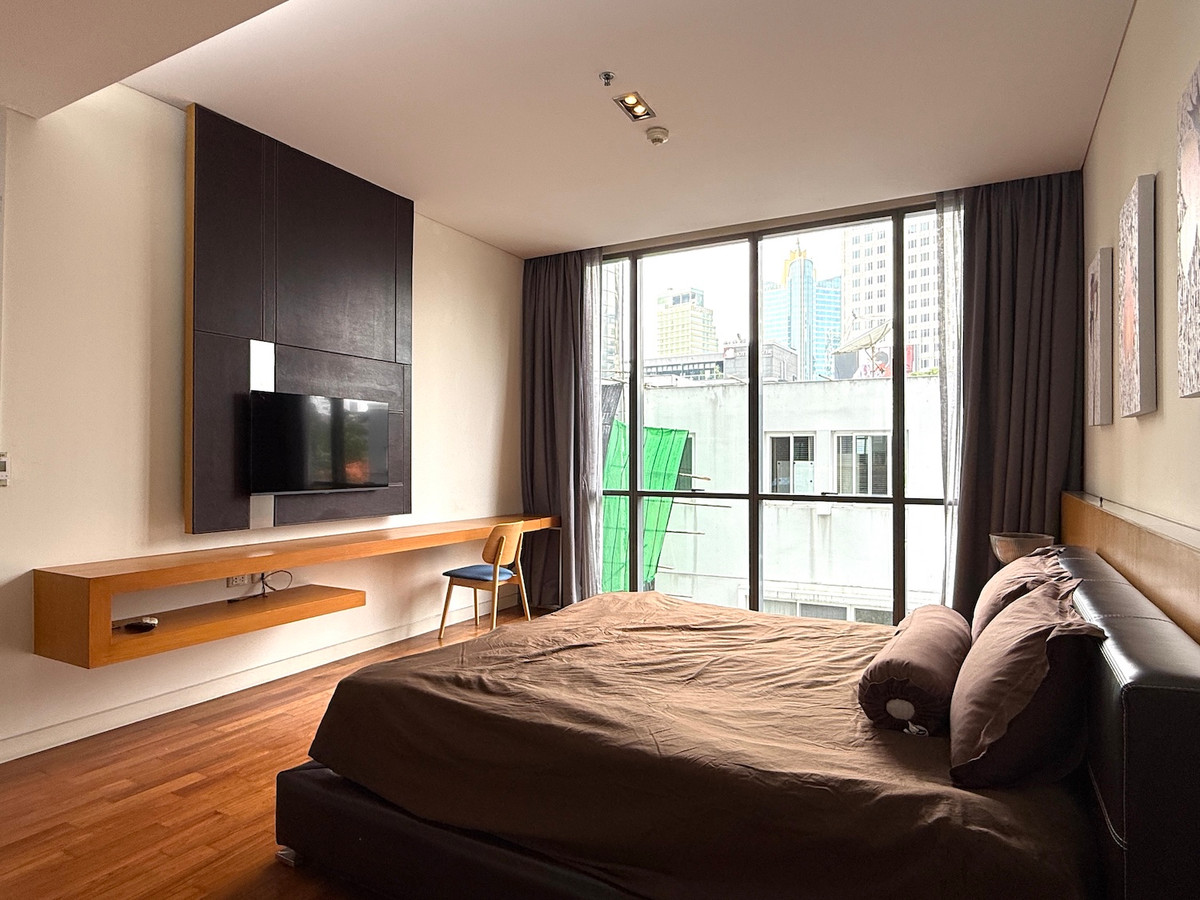 ให้เช่าคอนโดสุขุมวิท อโศก ทองหล่อ : คอนโด 3 ห้องนอน ขนาดกว้างขวาง ใจกลางอโศก บรรยากาศสไตล์รีสอร์ท