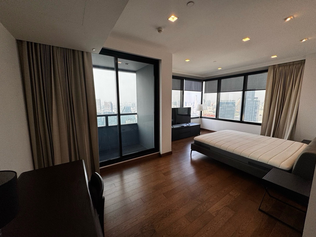 For RentCondoSilom, Saladaeng, Bangrak : M Silom. for rent - 0816037454